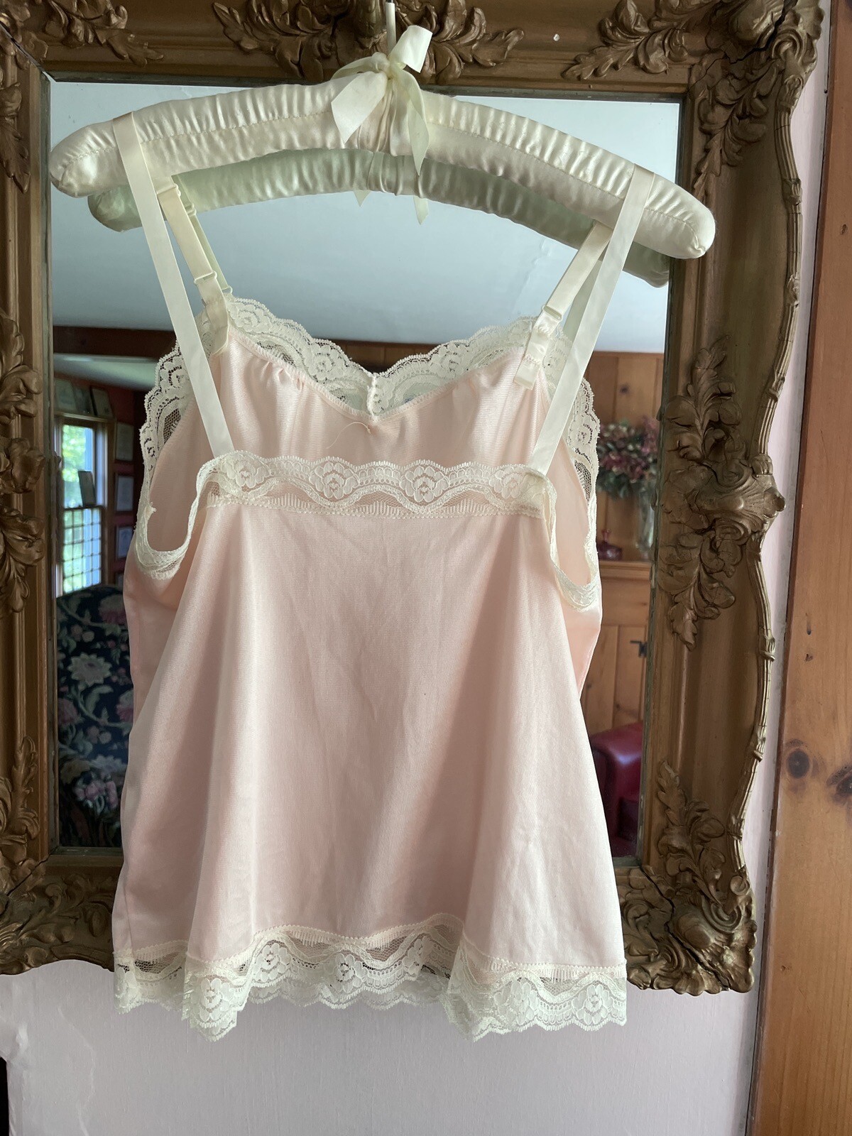 Vintage Undercoverwear Silky Poly Lace Bow Accent Lingerie Cami XS/Sm