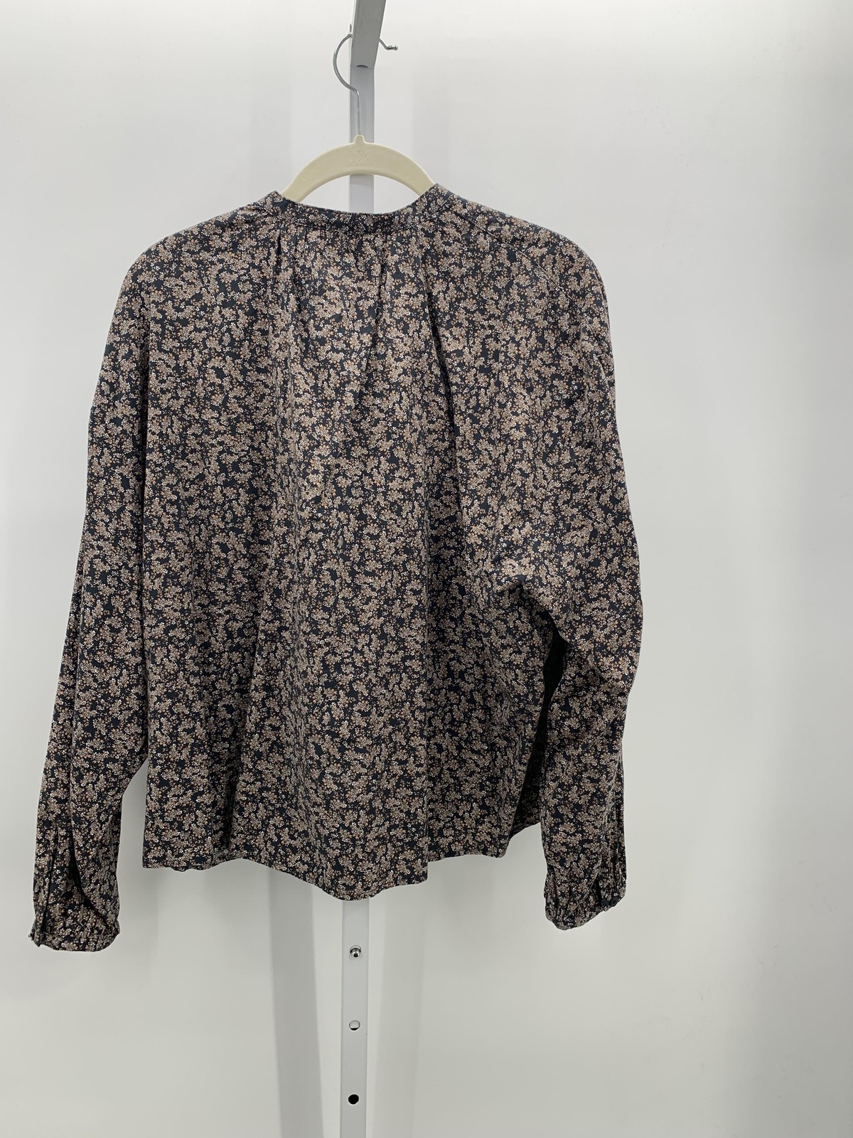 Universal Thread Size X Small Misses Long Sleeve Shirt