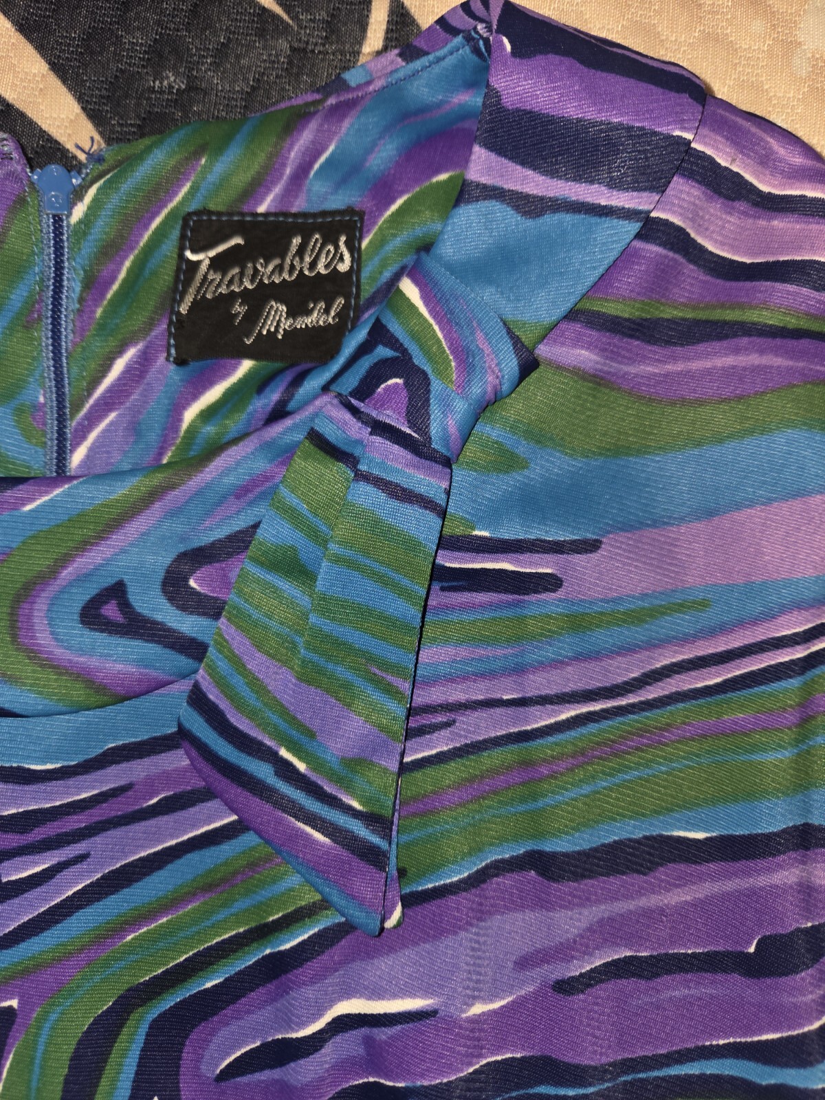 Butter Soft 1960s Vintage Travables By Mendel Shift Dress