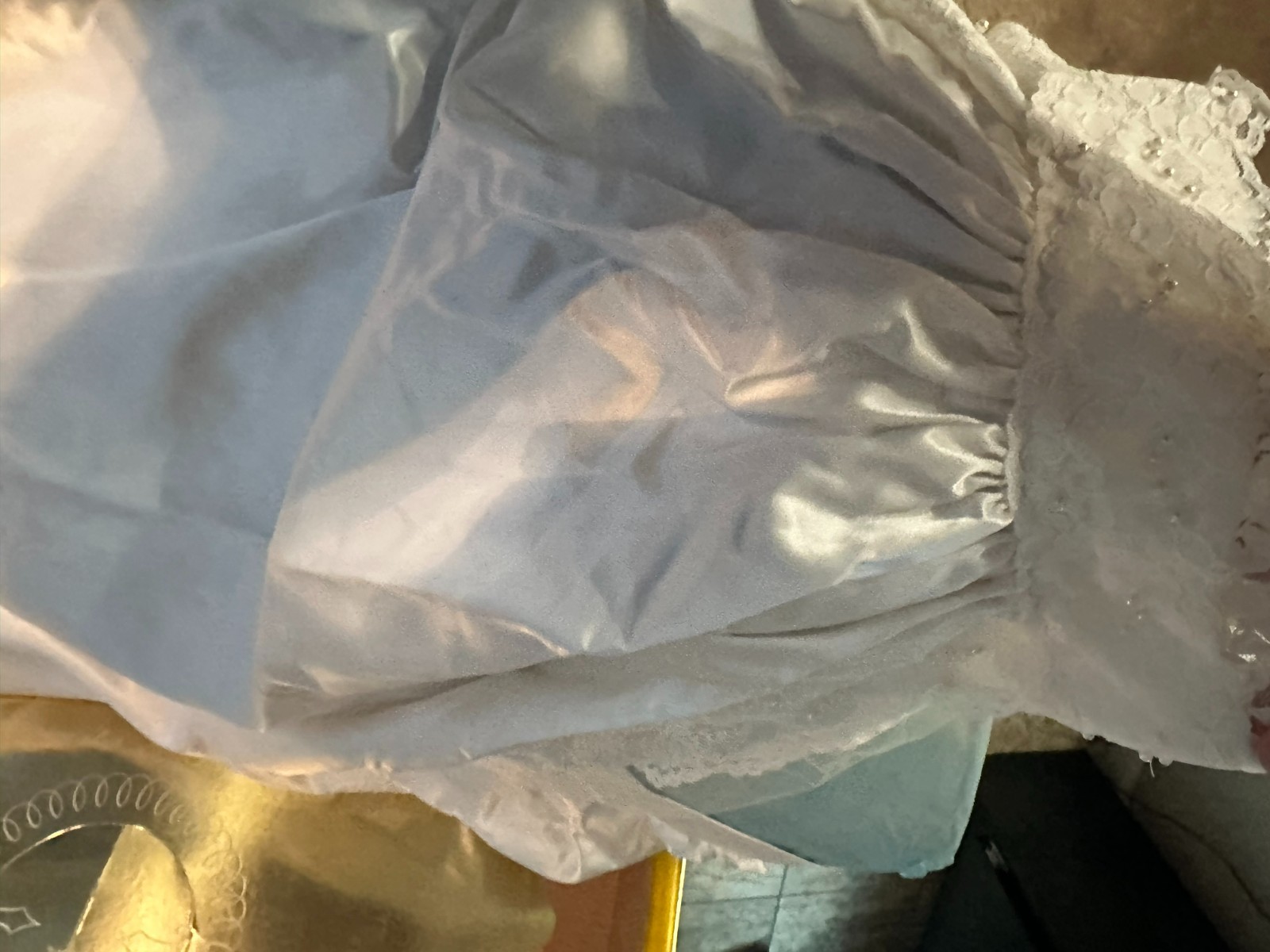 Vintage Satin Lace Wedding Dress Veil & Train Set – Pristine Preserved Box