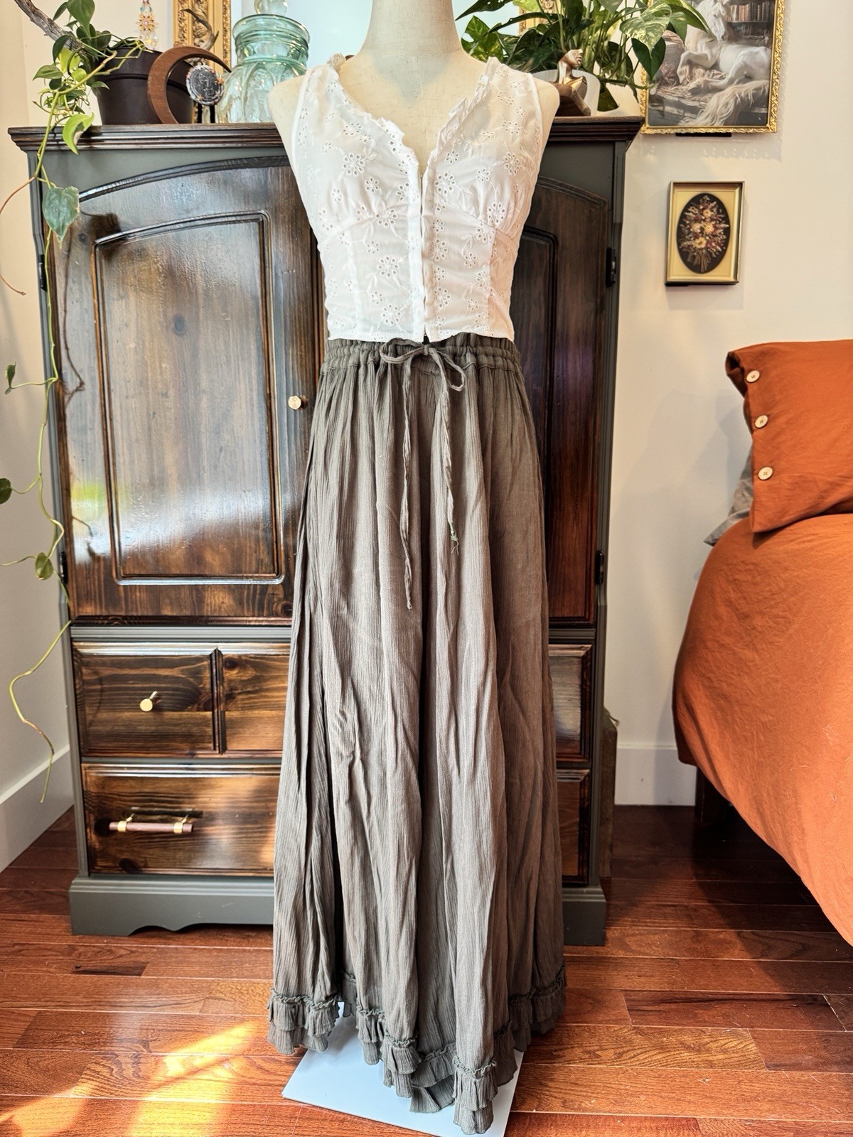 Sz L XL Vintage Olive Green Broom Stick Maxi Skirt Gauze Ruffled Full Peasant