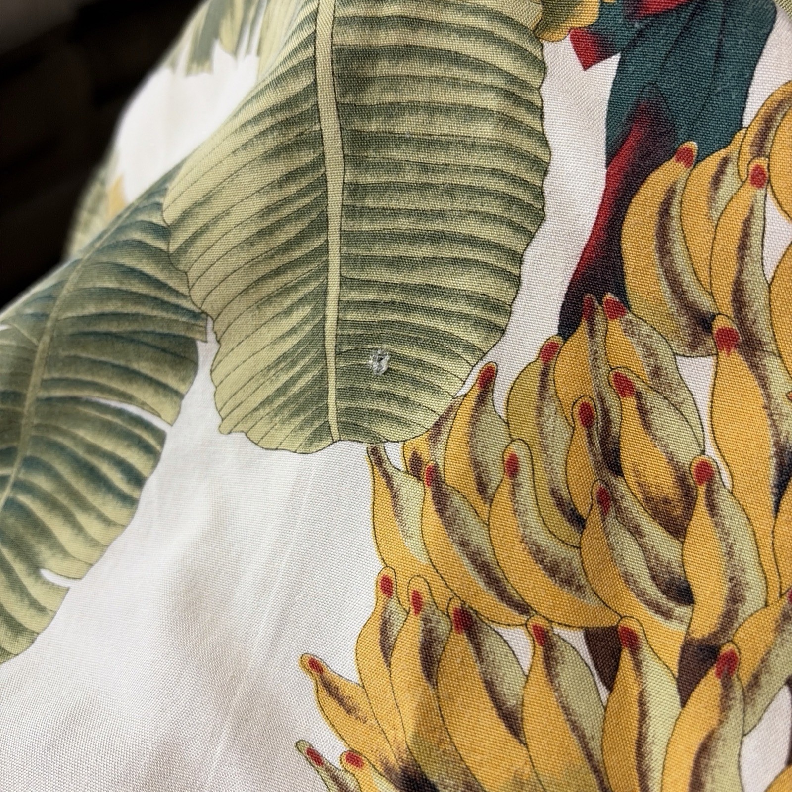 Paradise Found Vtg Hawaiian Shirt Bananas Palms M Green Red Button Cotton HOLE