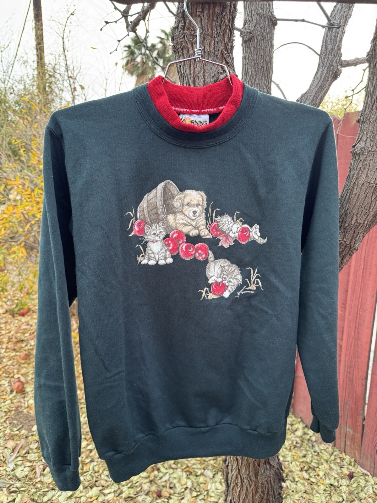 Vintage Kitten Puppy Dogs Cats Sweatshirt 80s 90s Apple Harvest Grannycore Fall
