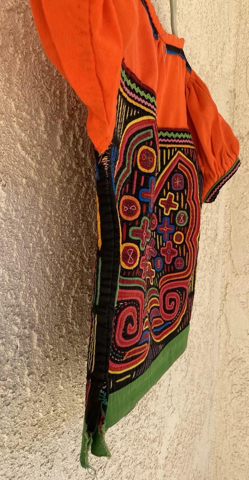 Vintage Kuna Mola Blouse Reverse Applique Winged Figure Panama Folk Art Top