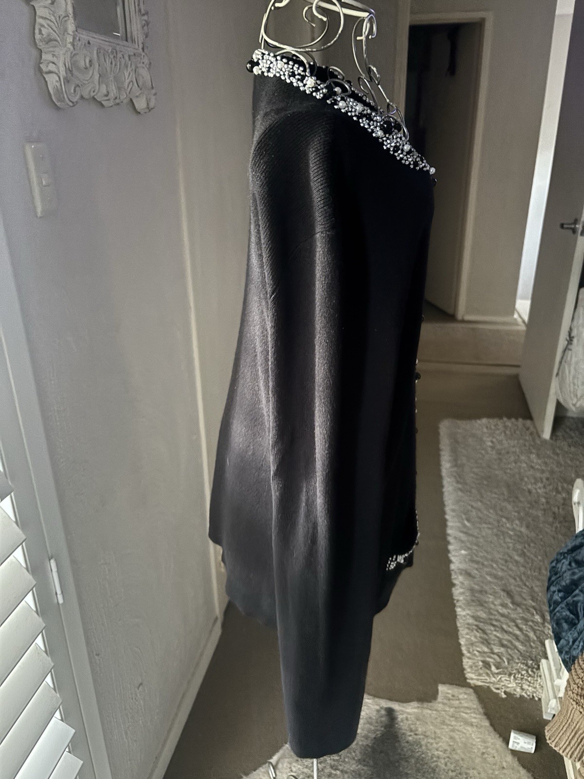LOUIS FERAUD Silk & Cashmere Black Classic Pearl Beaded Cardigan L