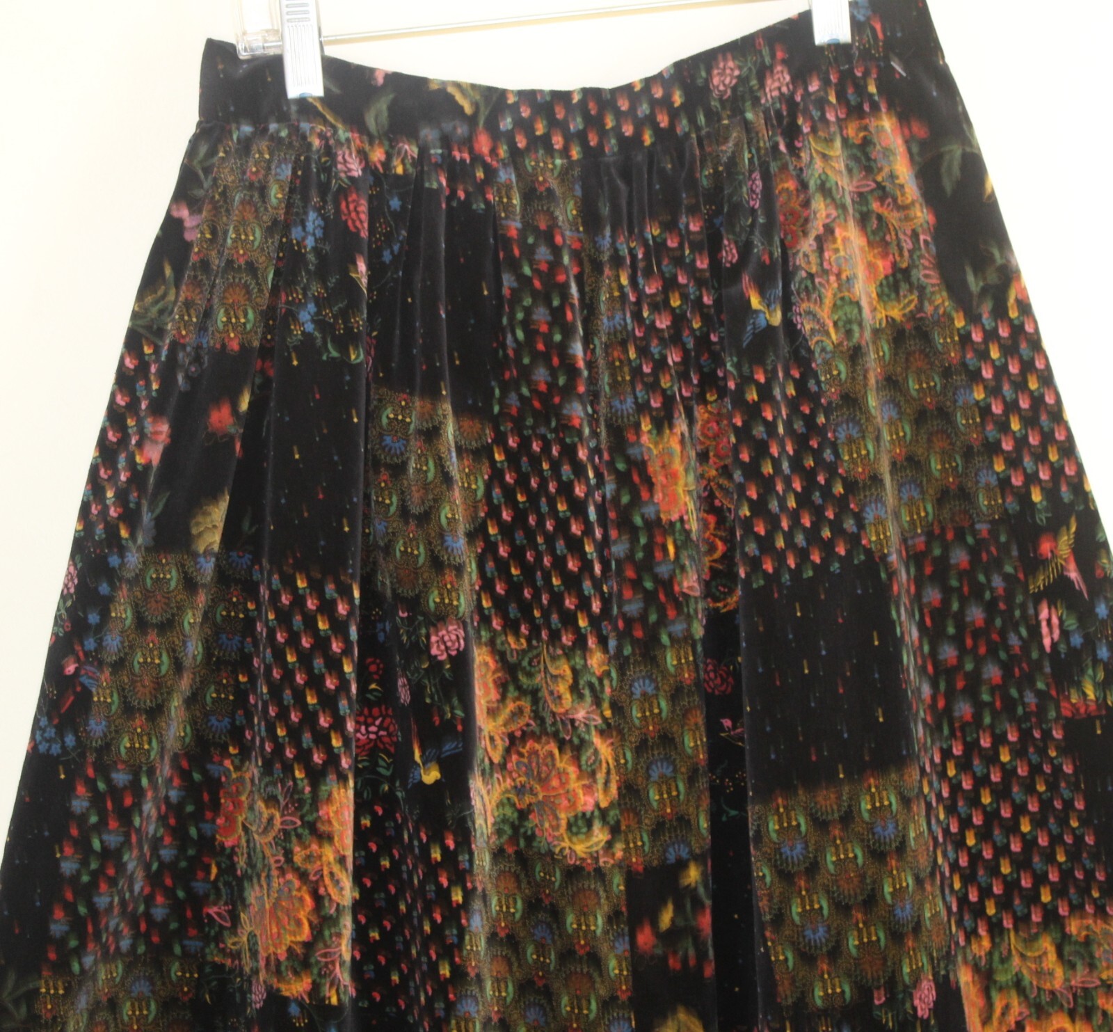 Estate Vintage Hand-Made Velvet Patchwork 28″ Waist M 8 10 Long Gypsy Skirt