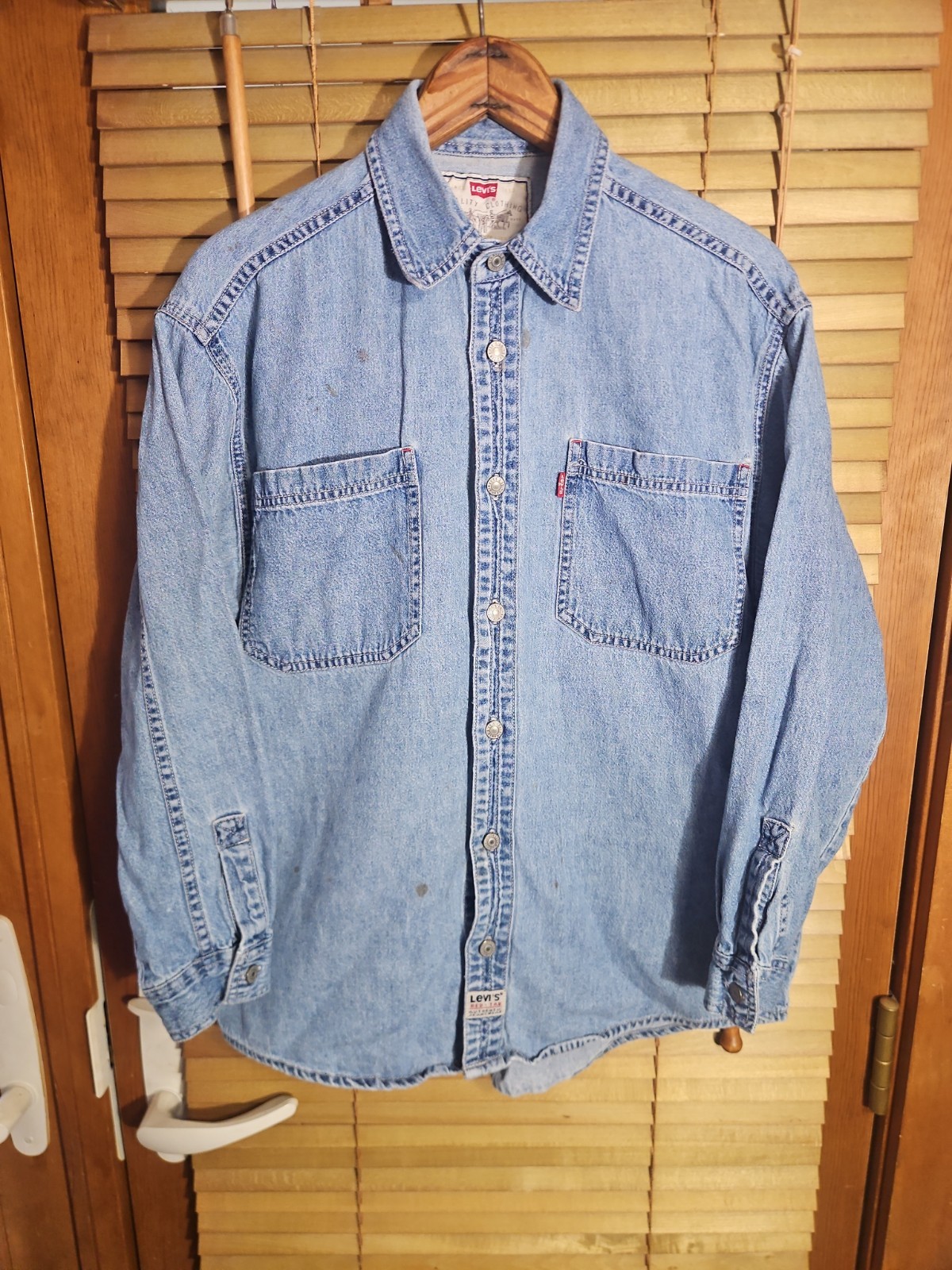 Thrashed Vintage 90s Levis Levi’s Red Tab Women’s Large 16-18 Denim LS Shirt