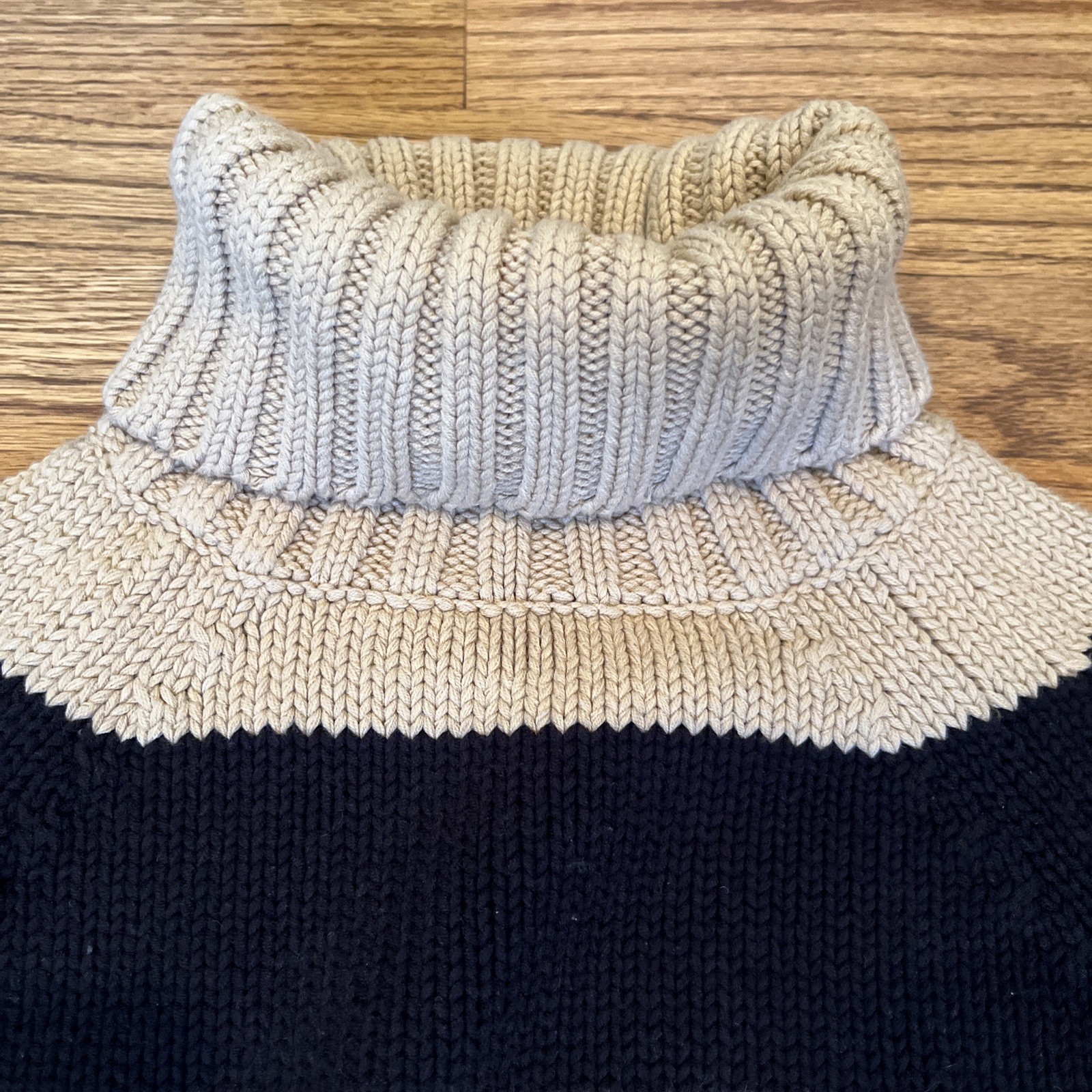 VINTAGE WOMENS GAP Y2K FALL 2002 STRIPE KNIT TURTLENECK SWEATER SMALL -MEDIUM