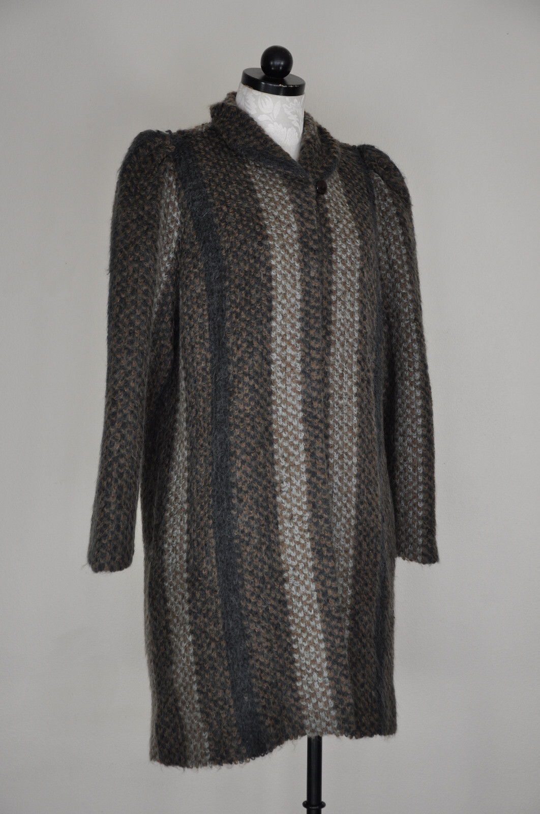 Vintage 80s Gray Wide Stripe Wool Boucle Loop Knit Puff Sleeve Wrap Coat Women M