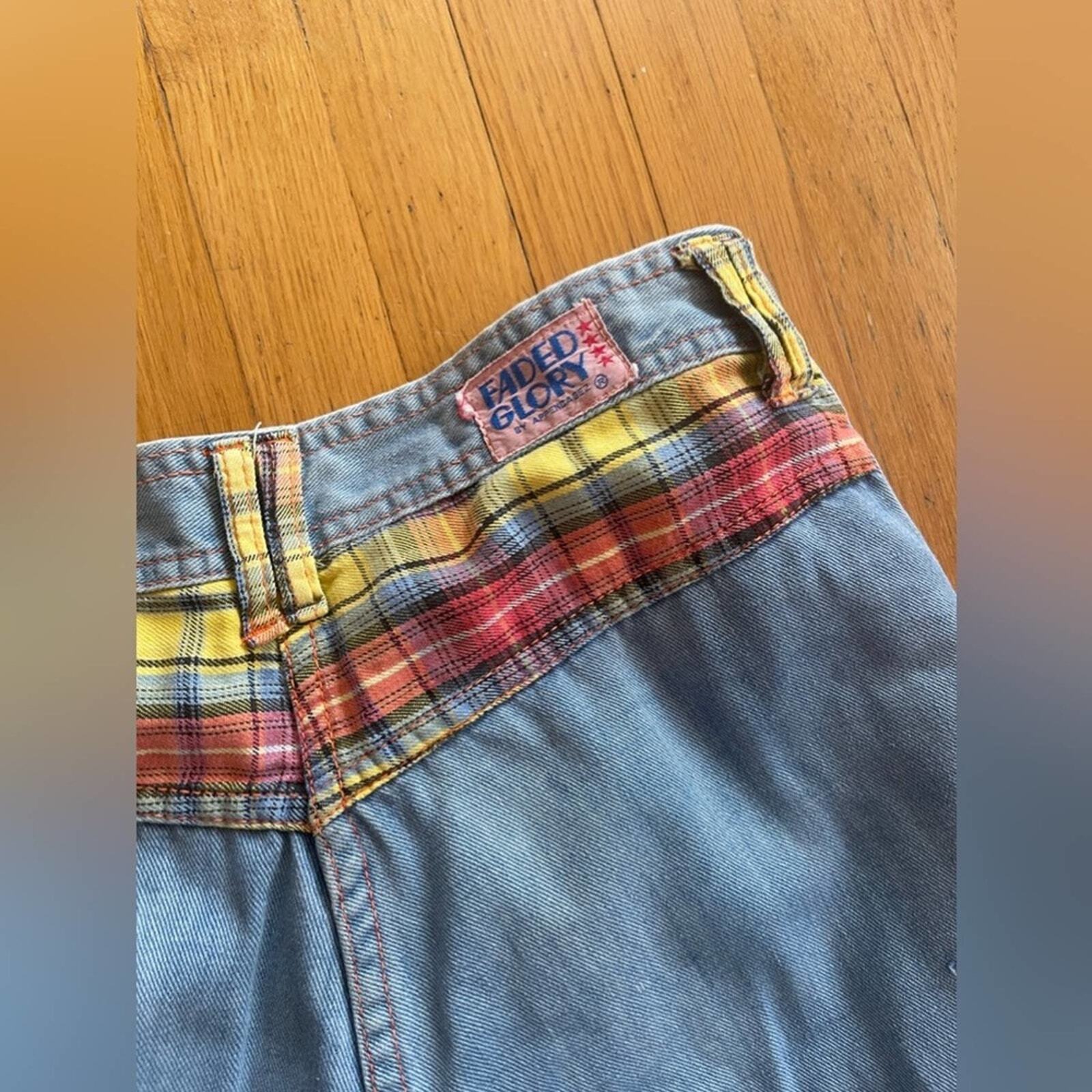 70s Vintage Faded Glory Light Wash Bell Bottoms w. Plaid Detailing