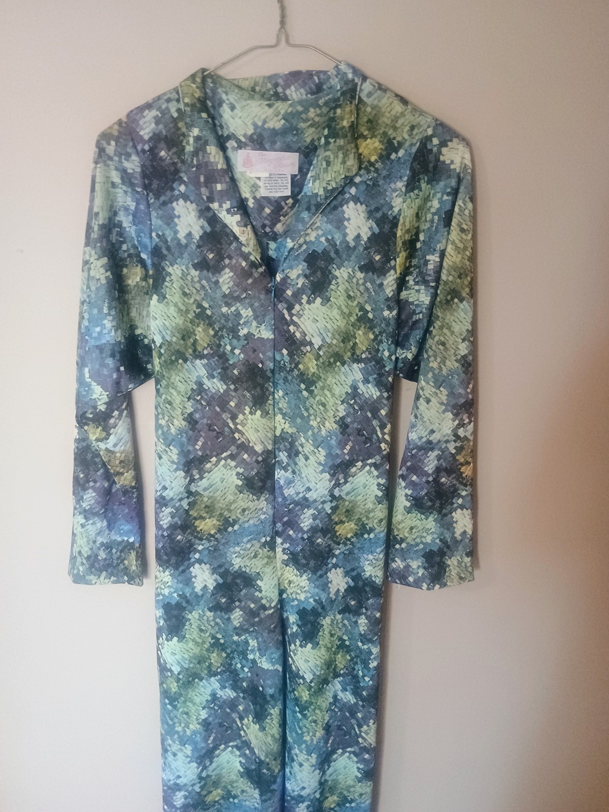 Vintage patterned 1960s or 1970s small bell bottoms women’s one piece Jump Suit