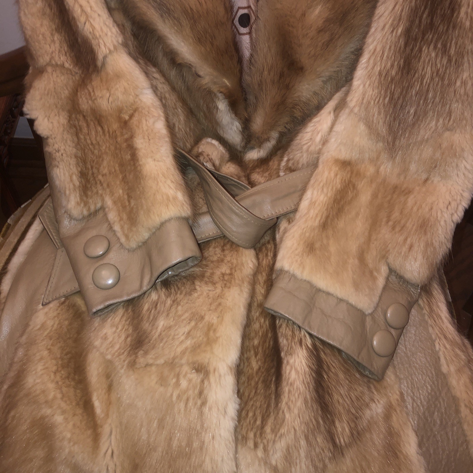 Vintage Tan Leather Trim, Fox Collar, Fur Coat. By J.l Hudson, Size Small 1970s