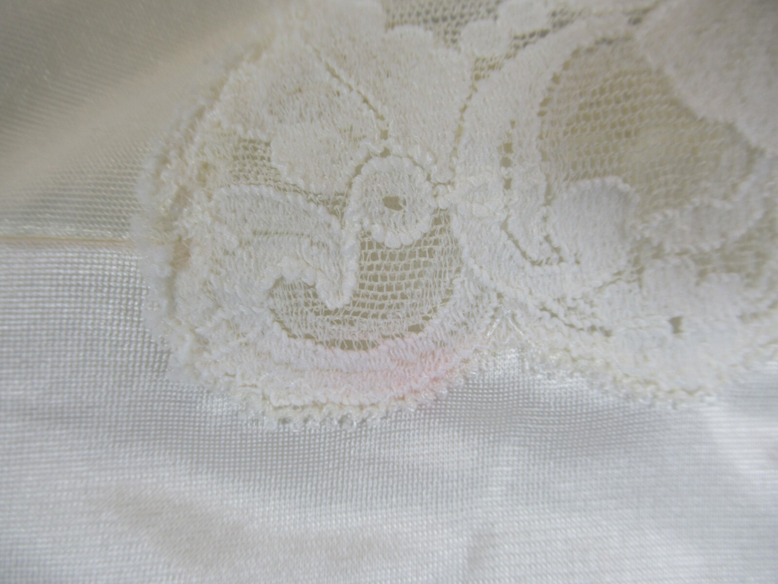 Sears Strapless Dress Full Doesn’t Slip Size 34 Ivory Nylon