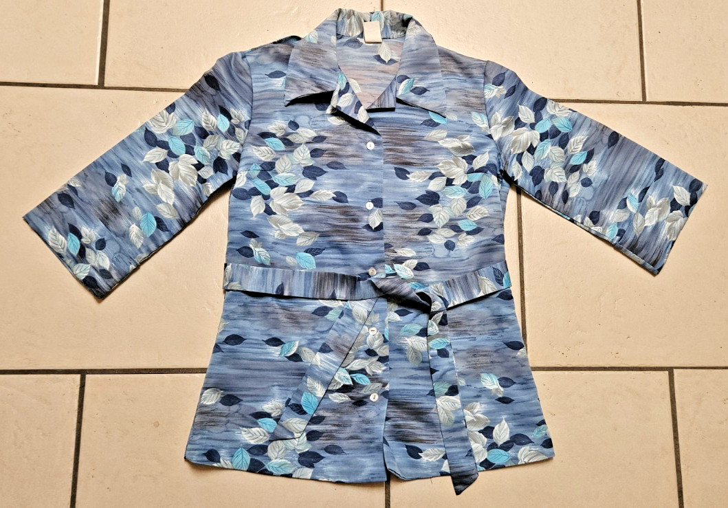 LOT OF 9 VINTAGE SHIRTS BLOUSES VTG 60s 70s 90s FLORAL MOD FUNKY HIPPY WESTERN