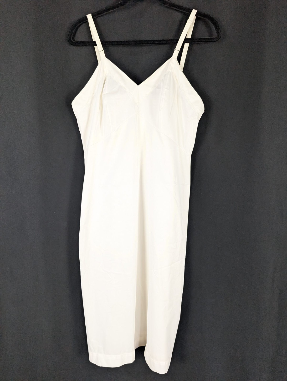 Vintage Montgomery Ward White Slip Sz 32-L