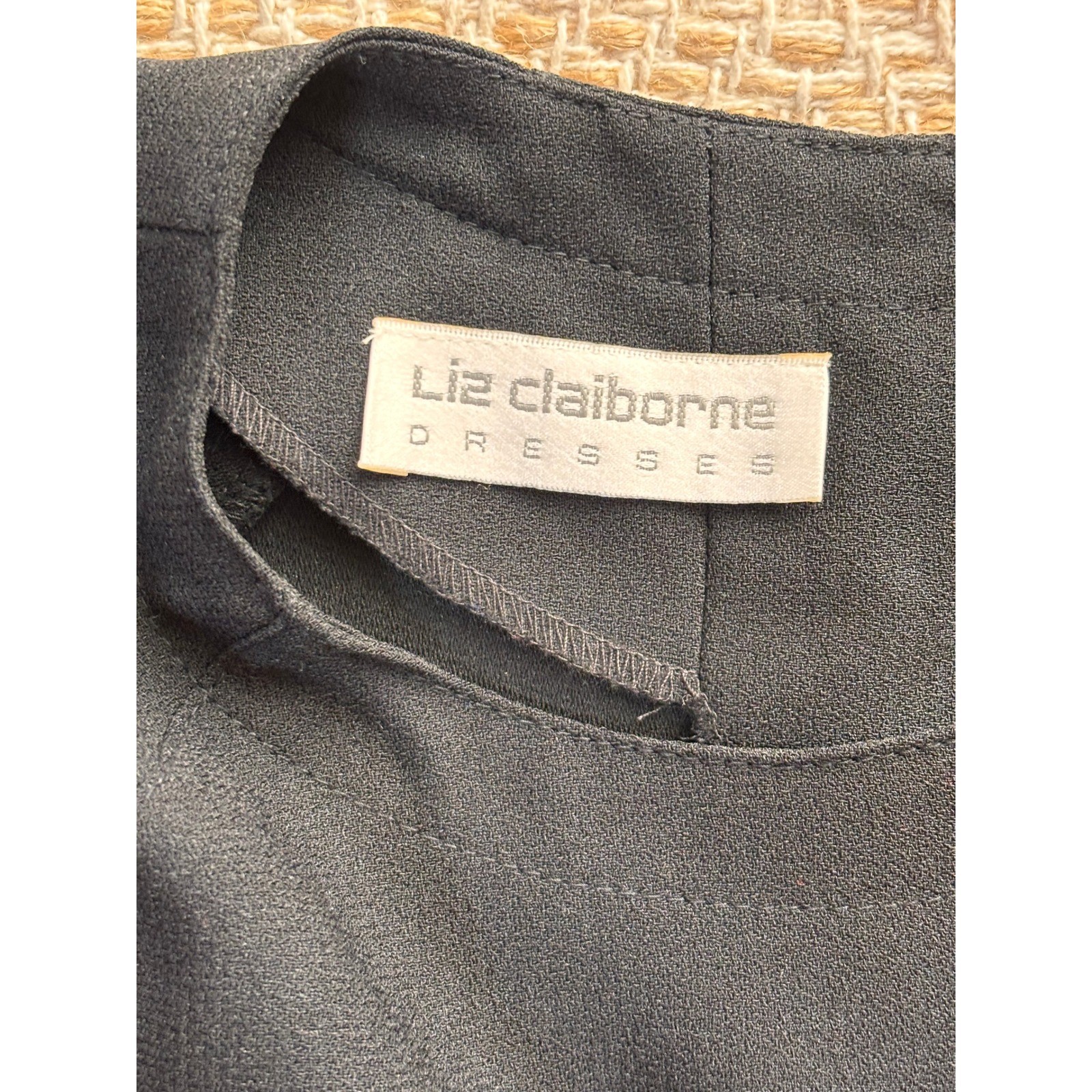 Liz Claiborne Vintage Button Back Shift Dress Womens 8 Black Long Sleeve Pockets