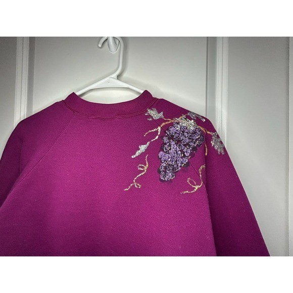 Vintage 90’s Hand Made Grape Vine Art Purple Crewneck Pullover Sweatshirt