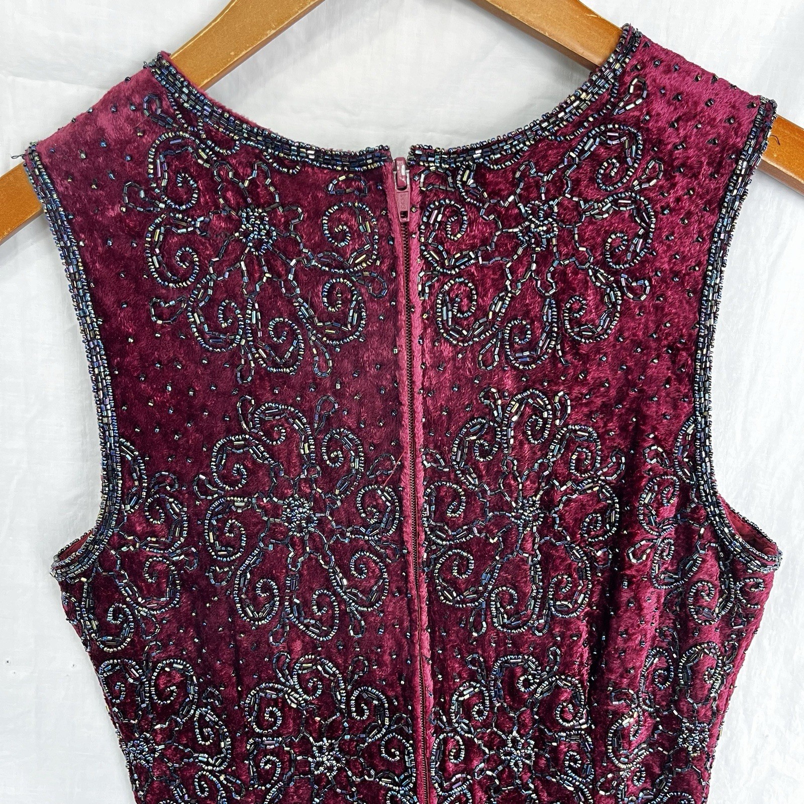 Vintage Paradise NY Beaded Velvet Floral Sleeveless Top Maroon Zip Size Small S