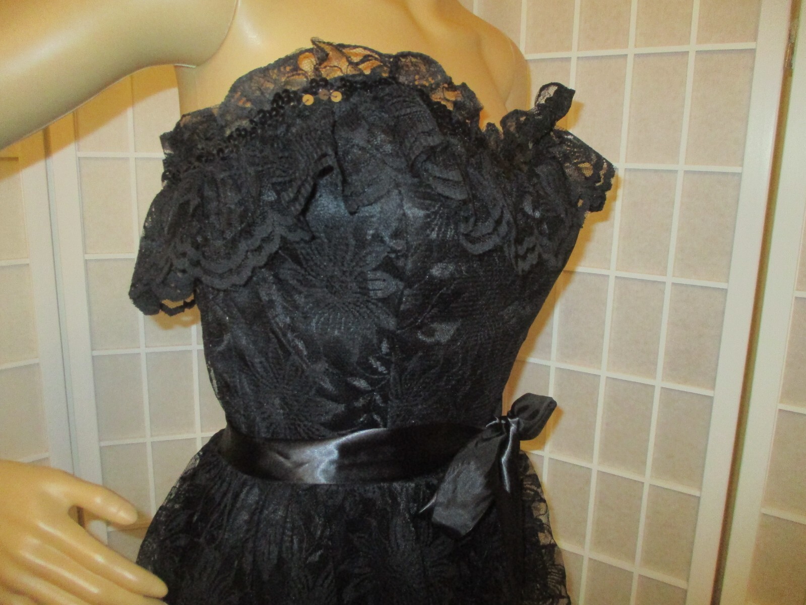 Jolie Madame vintage satin & lace strapless peplum cocktail dress