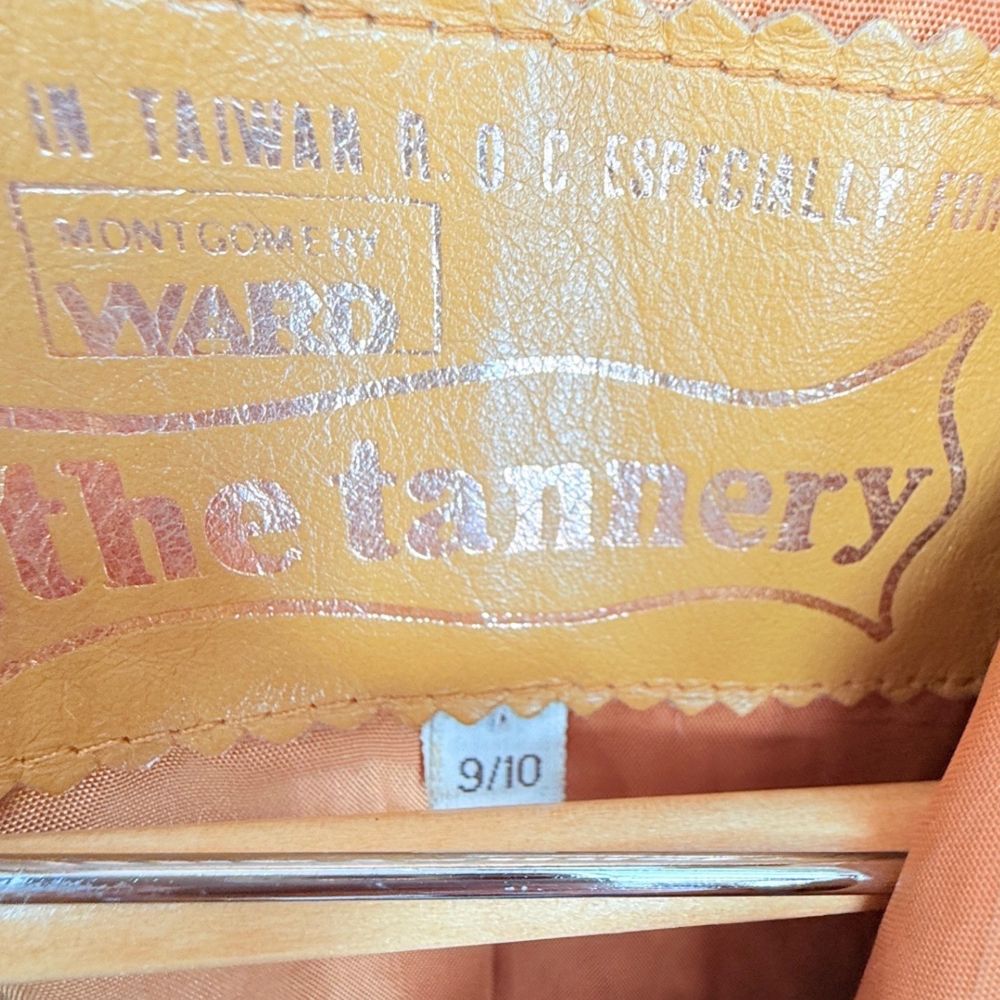 The Tannery Montgomery Ward Vintage Mustard Yellow Leather Trench Coat *read*