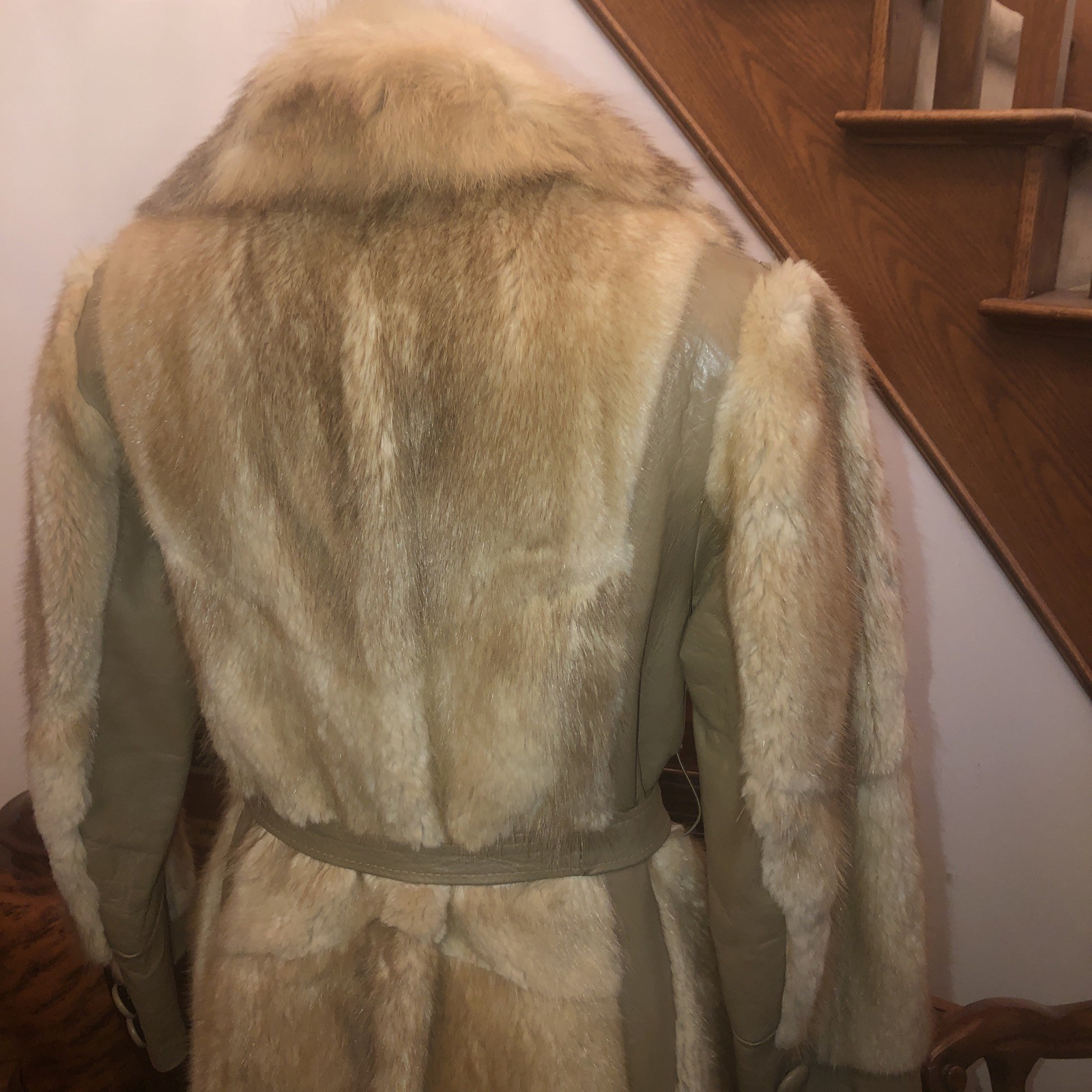 Vintage Tan Leather Trim, Fox Collar, Fur Coat. By J.l Hudson, Size Small 1970s
