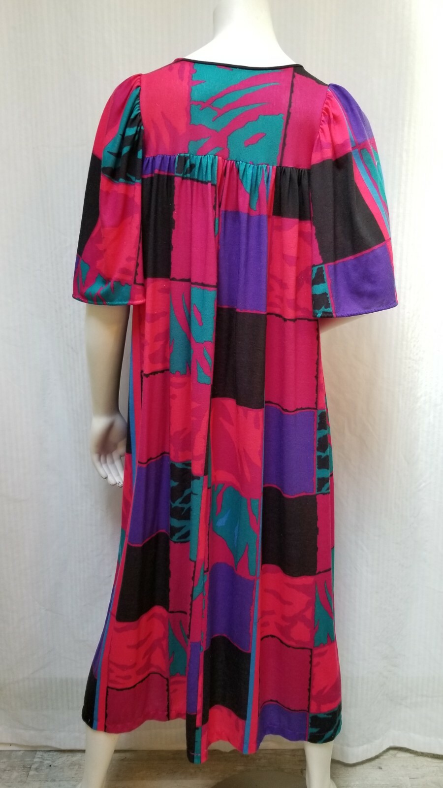 Vintage Pink Purple Turquoise Black Knit Nightgown Lounge Dress – Size M