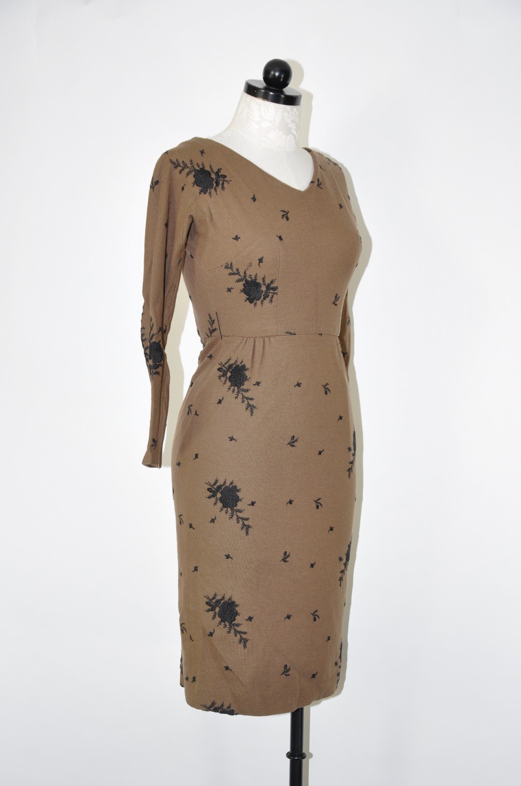 60s Vintage Brown Wool Rose Floral Embroidery Midi Sheath Wiggle Dress Women XS