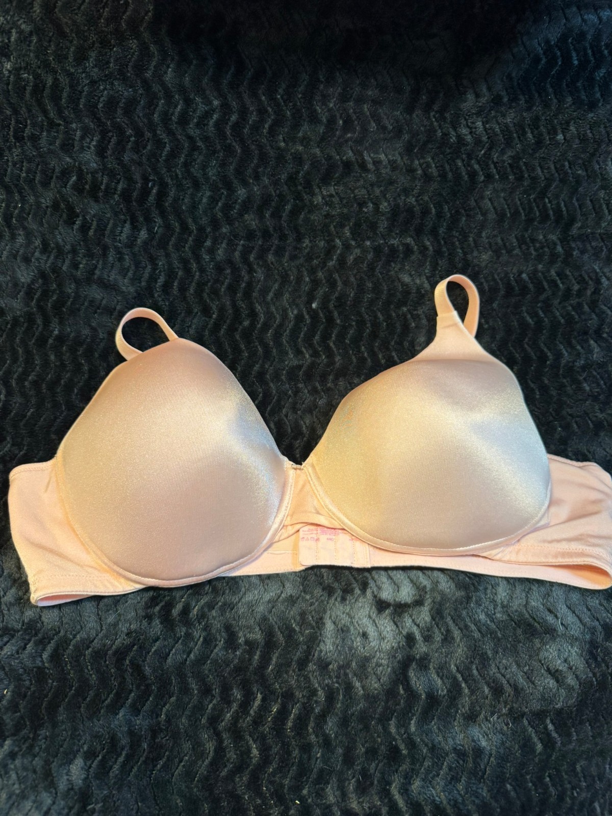 NWOT BREEZIES 44C PINK SATIN NO UNDERWIRE NYLON BRA EVERYDAY BRA LINGERIE