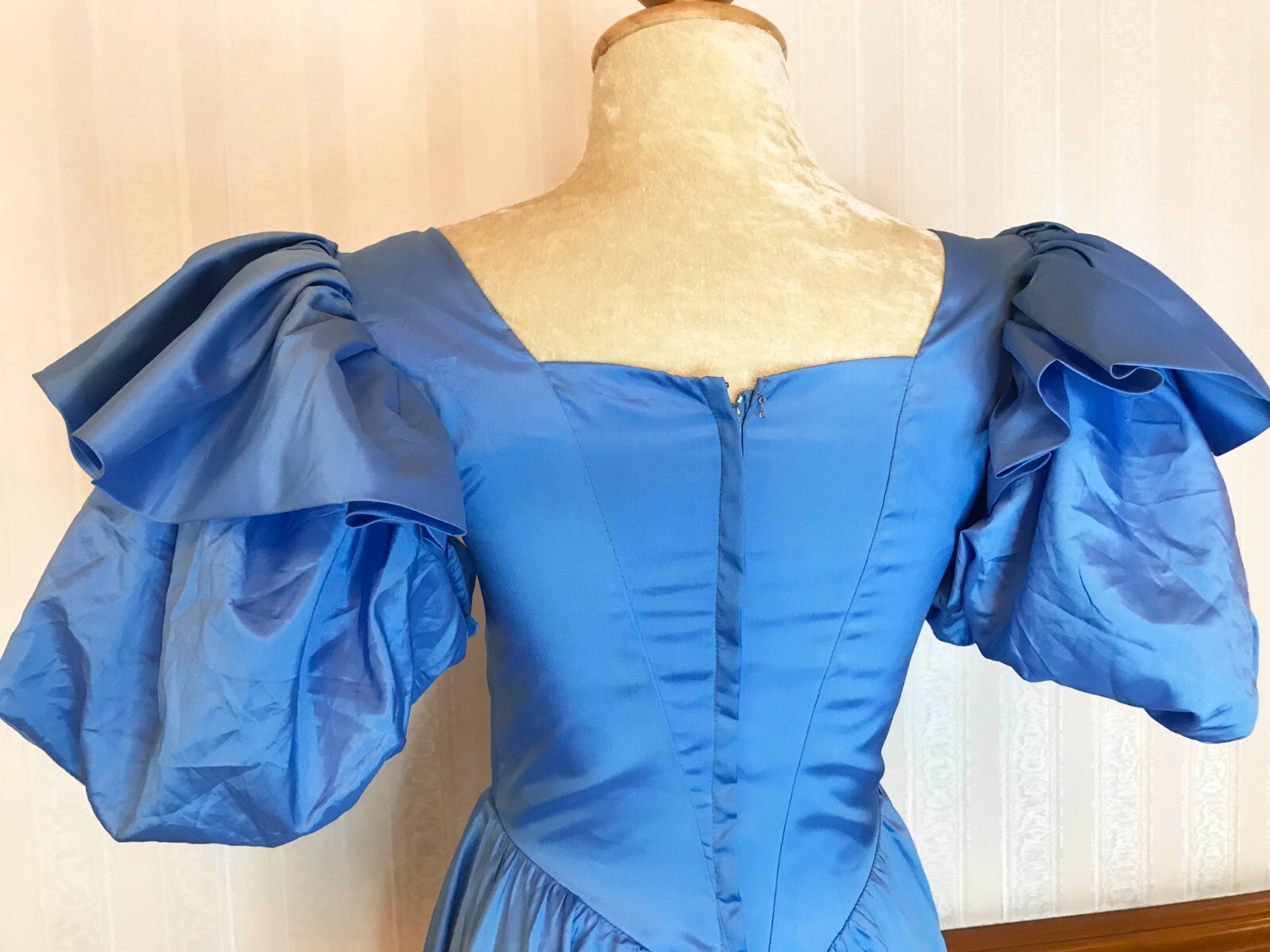 Vintage Alyce Designs Puffy Sleeve Prom Party Formal Dress Gown Blue Sz 6 USA