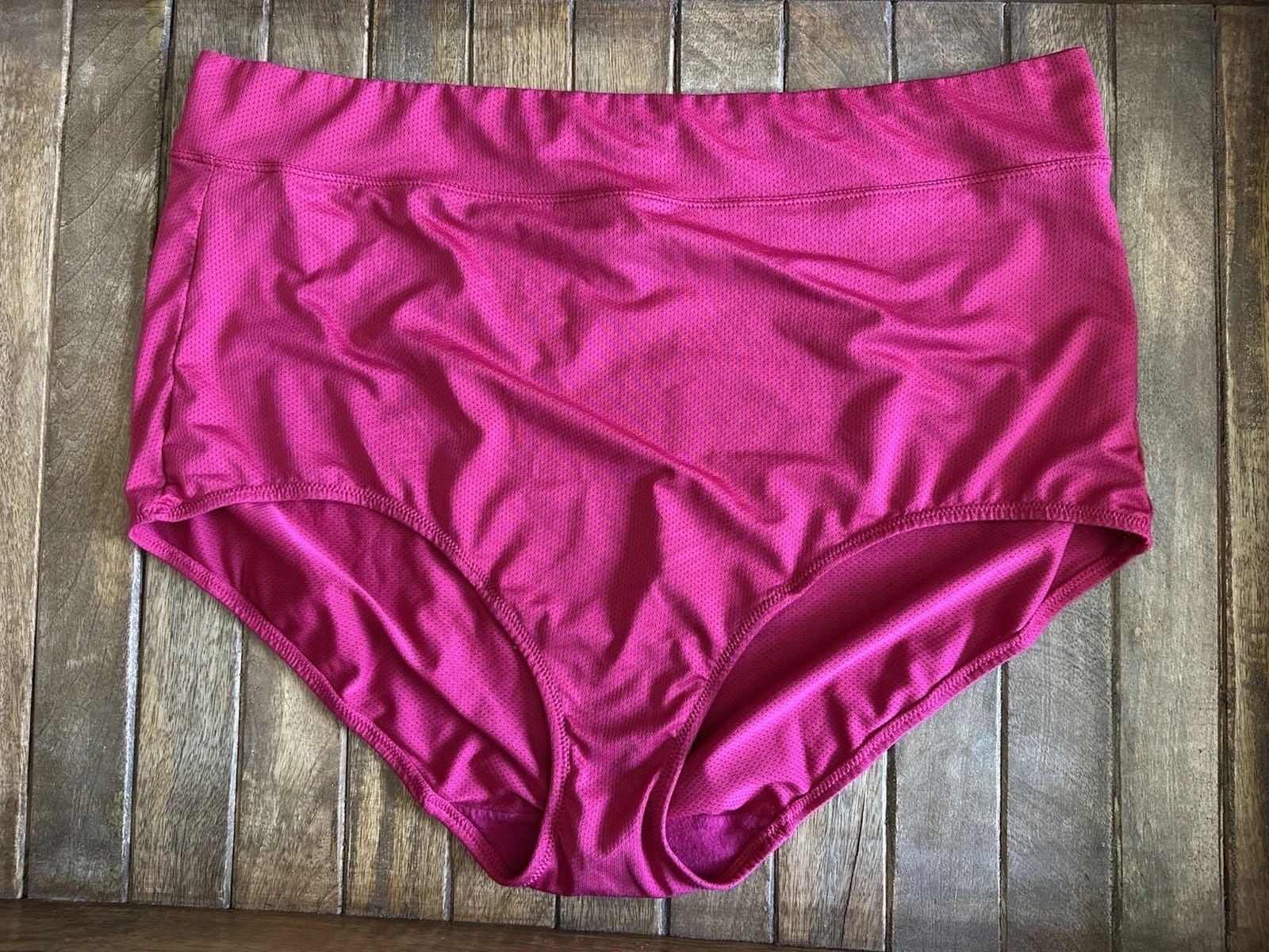 Vtg Olga by Warners 9 2XL Hot Pink Silky Brief Panties Panty
