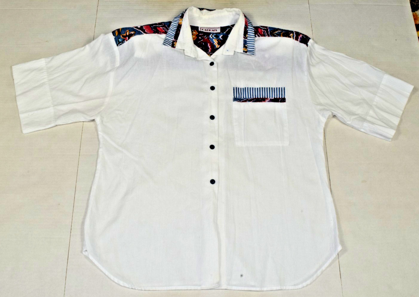 Vintage Womens Top Cabrais Size M/L 80s Thin White Decorative Trim Shoulder Pads