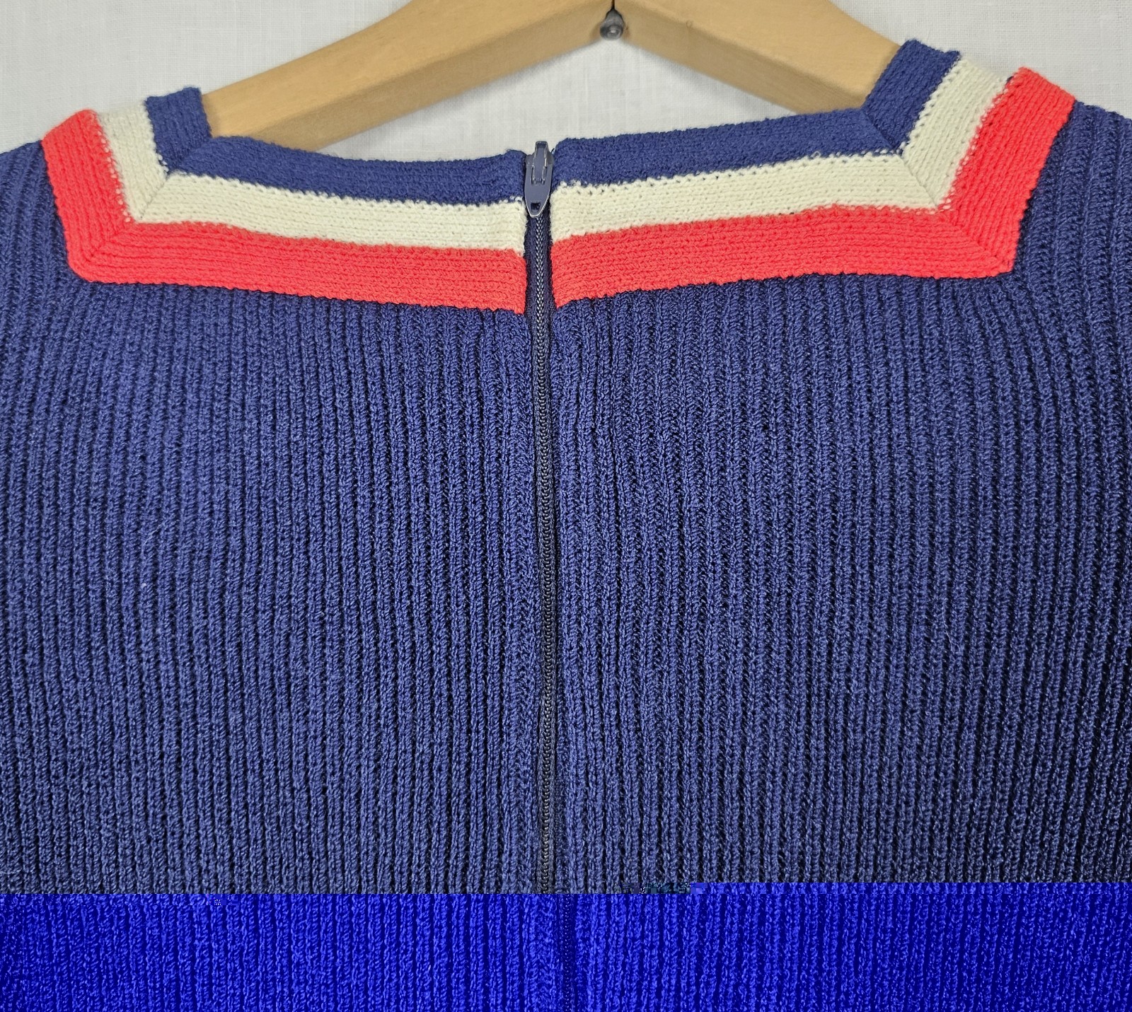 VTG 70s Knit 2-Piece Sweater A-Line XS Skirt Union Made Chevron Red White Navy