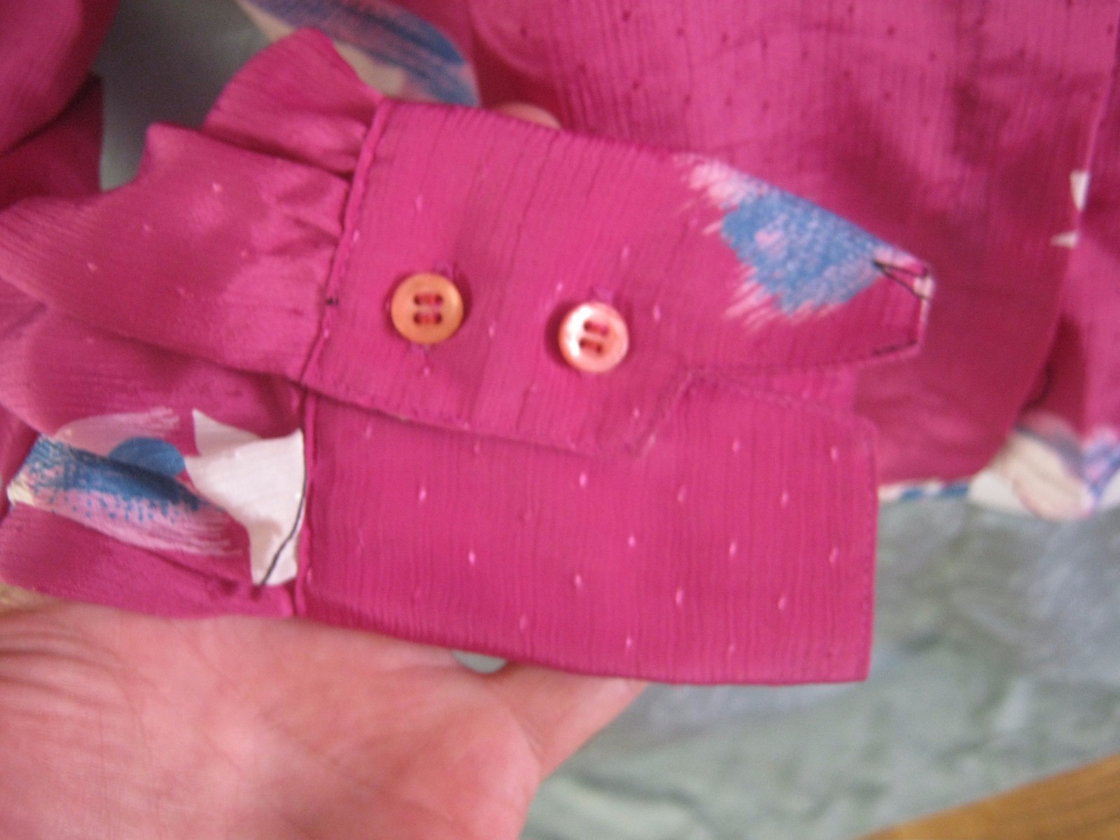 Vintage Marlis Blouse Size 6 Magenta Pink Jacquard Print Floral Career Top