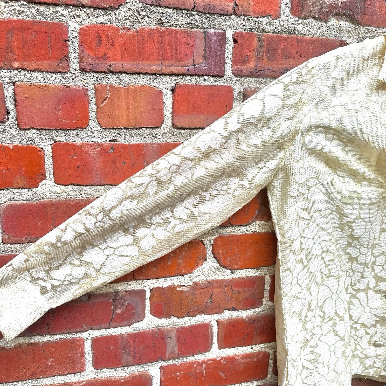 Vintage Malbe Original Lace Blouse Cream Gold Metallic Accent Sz 11 12 RN 10609