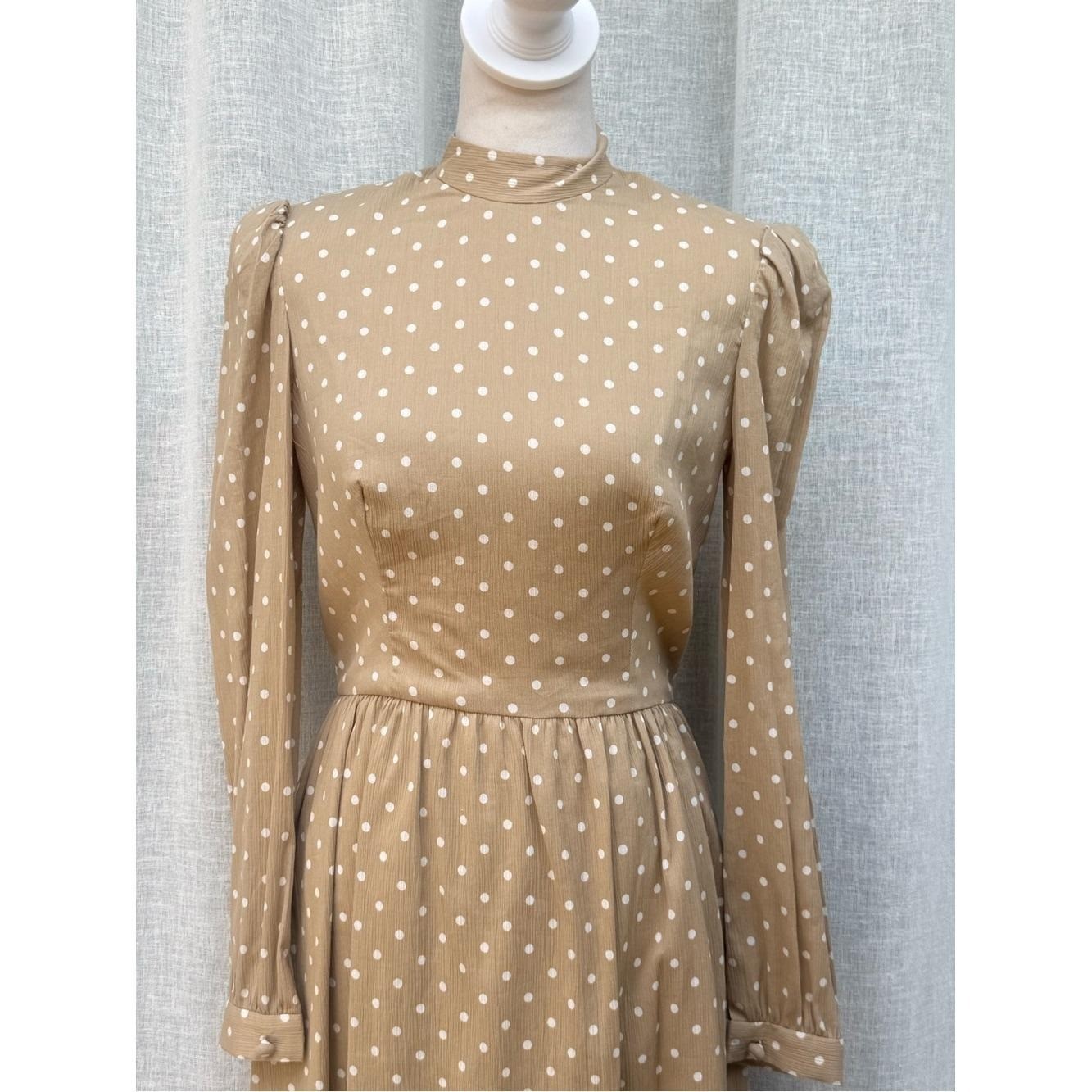 Vintage NWT Mariko tan white polka dots long sleeve dress