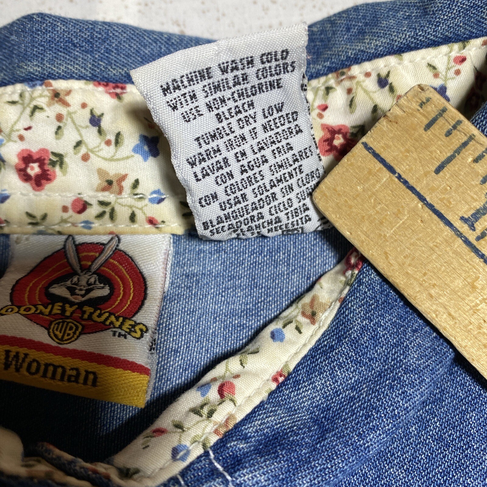Vintage Womens Looney Tunes Tweety Denim 14W/16W Short Sleeve Shirt