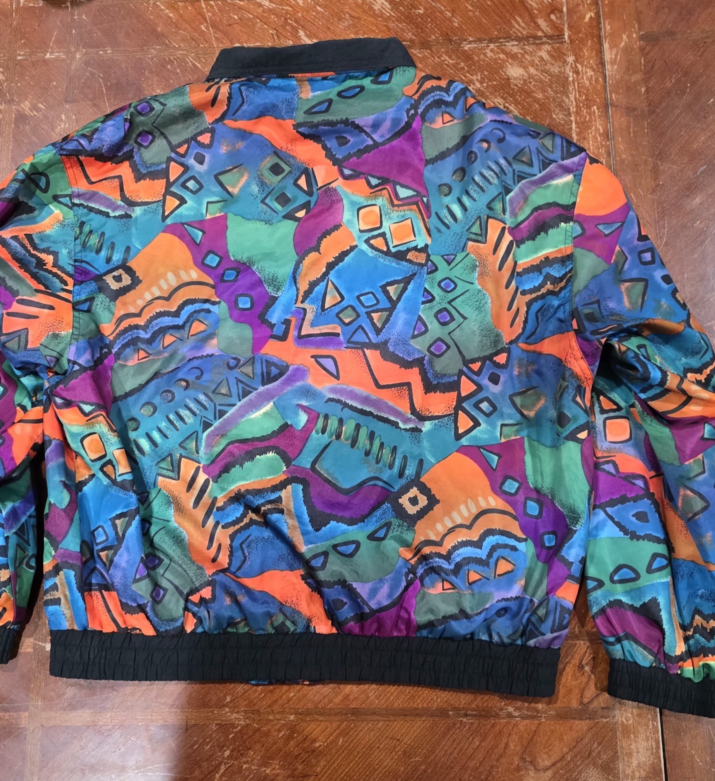Vintage 1990s Beyond Performance Bold Abstract Geometric Windbreaker Size L
