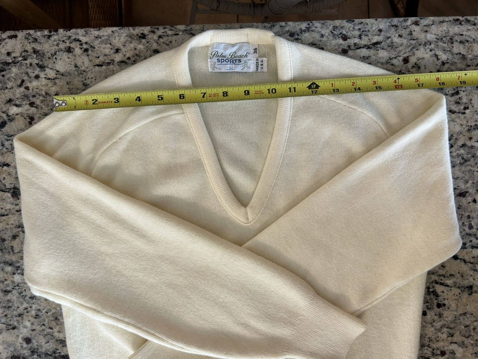 Vintage Mid-Century Whitcomb Palm Beach Sports Yellow V-Neck Sweater Women’s L