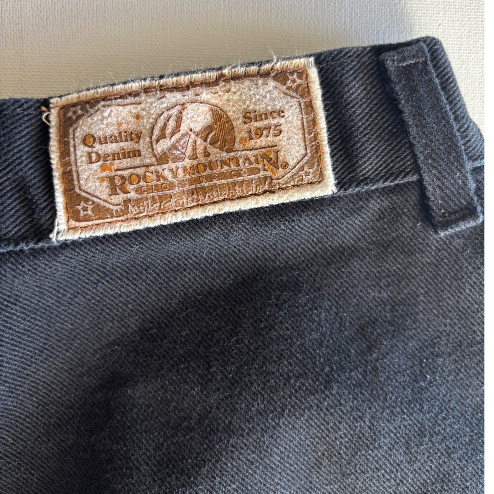 Vintage Rocky Mountain Western Jeans Black Yoke Front USA Made Womens 9/10 26×32