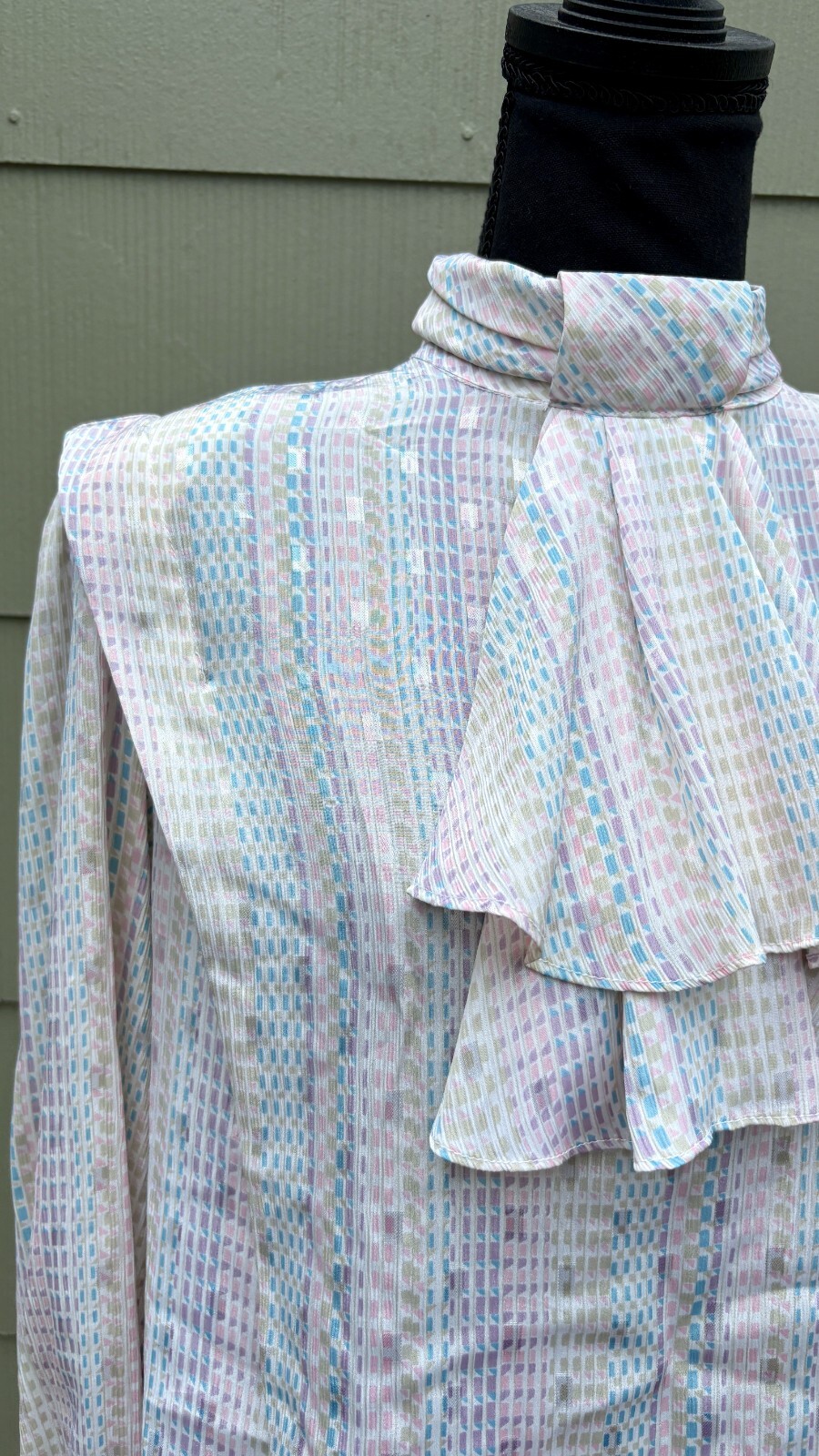 vtg Nicola 70s 80s Pastel Granny Silky Mock Neck Scarf Secretary Poet Blouse