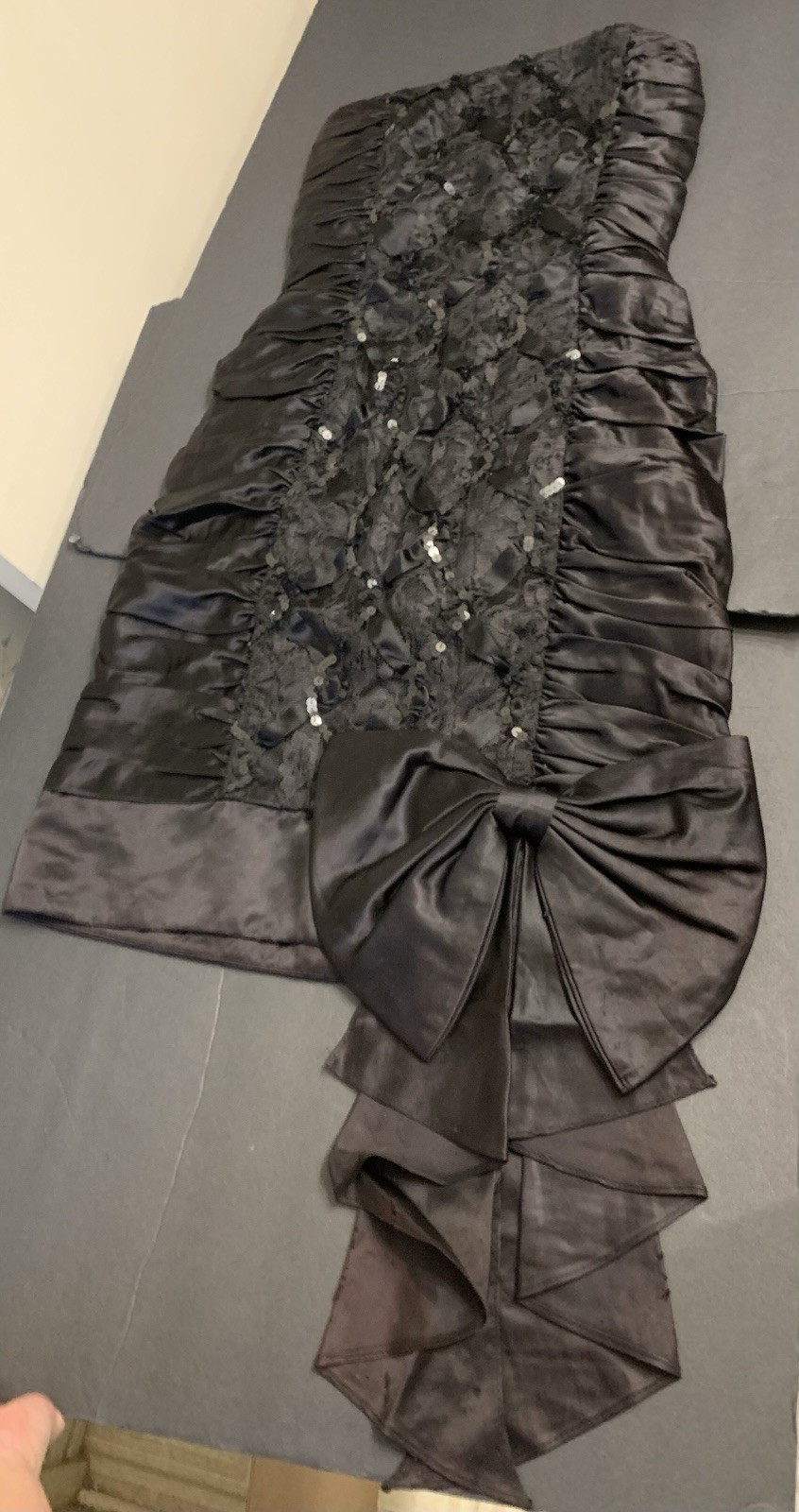 Elegant black prom dress bridesmaids evening wear sequins ruching vintage L bow