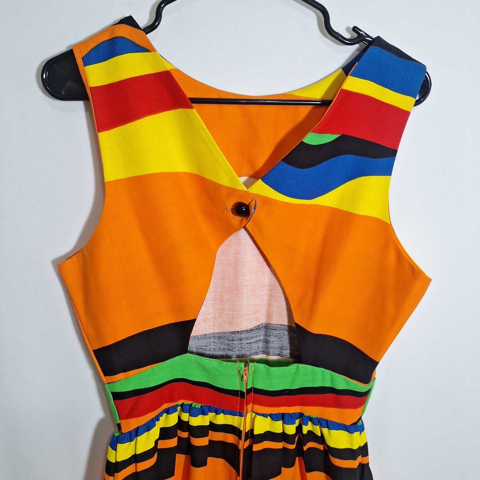 Vtg 70s Malia Honolulu Rainbow Striped Dress Cutout Open Back Mod Pop Art Small