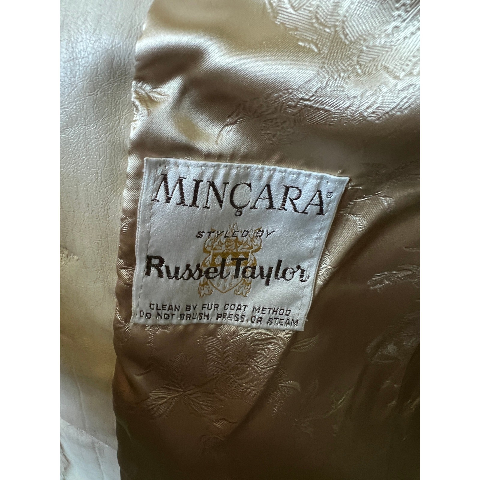 Russel Taylor Mincara Faux Fur Coat Women Small Cream