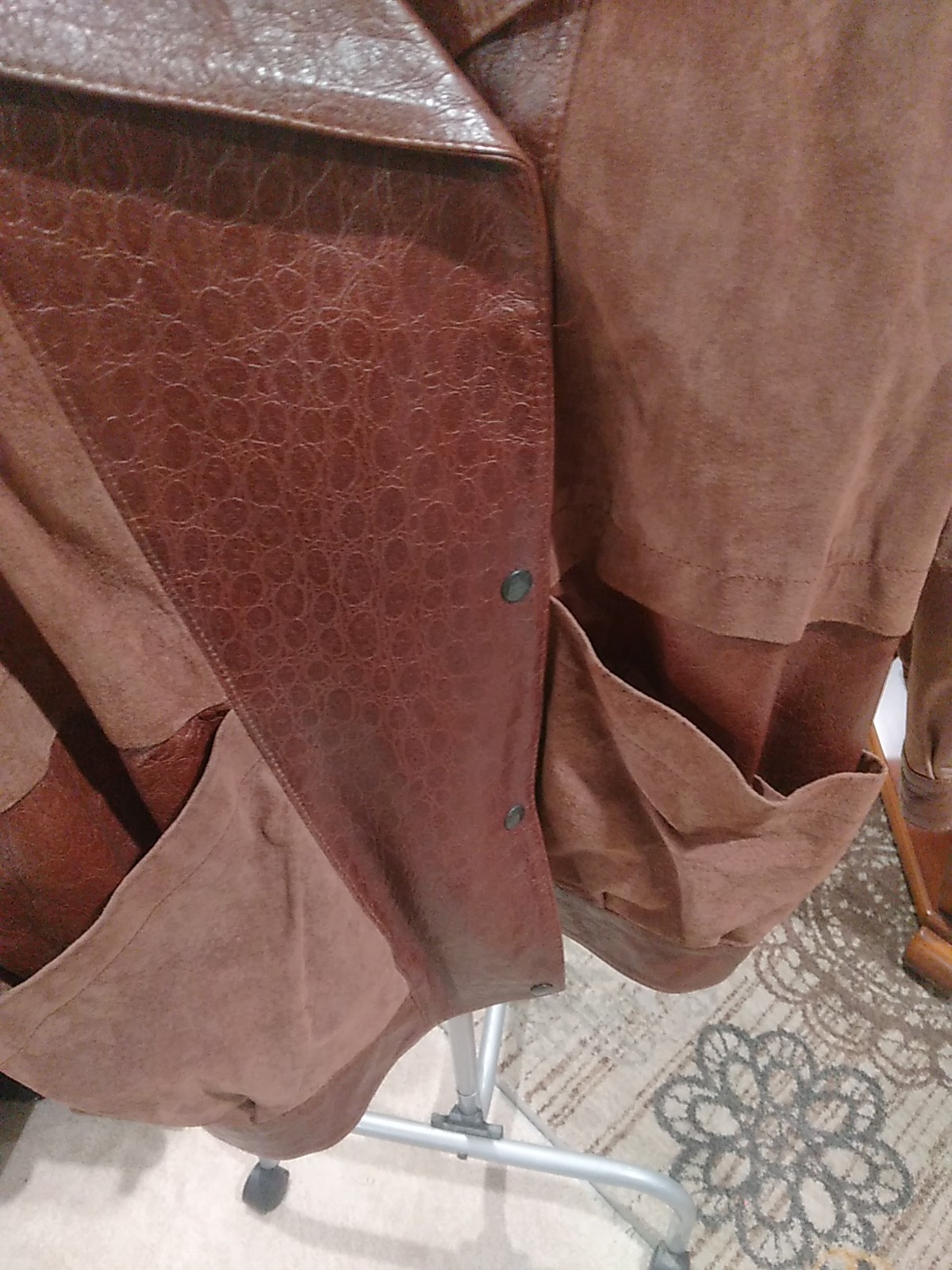 Avanti Genuine Pig Suede Brown BTN Down Jacket Size L Vintage Original Amazing!
