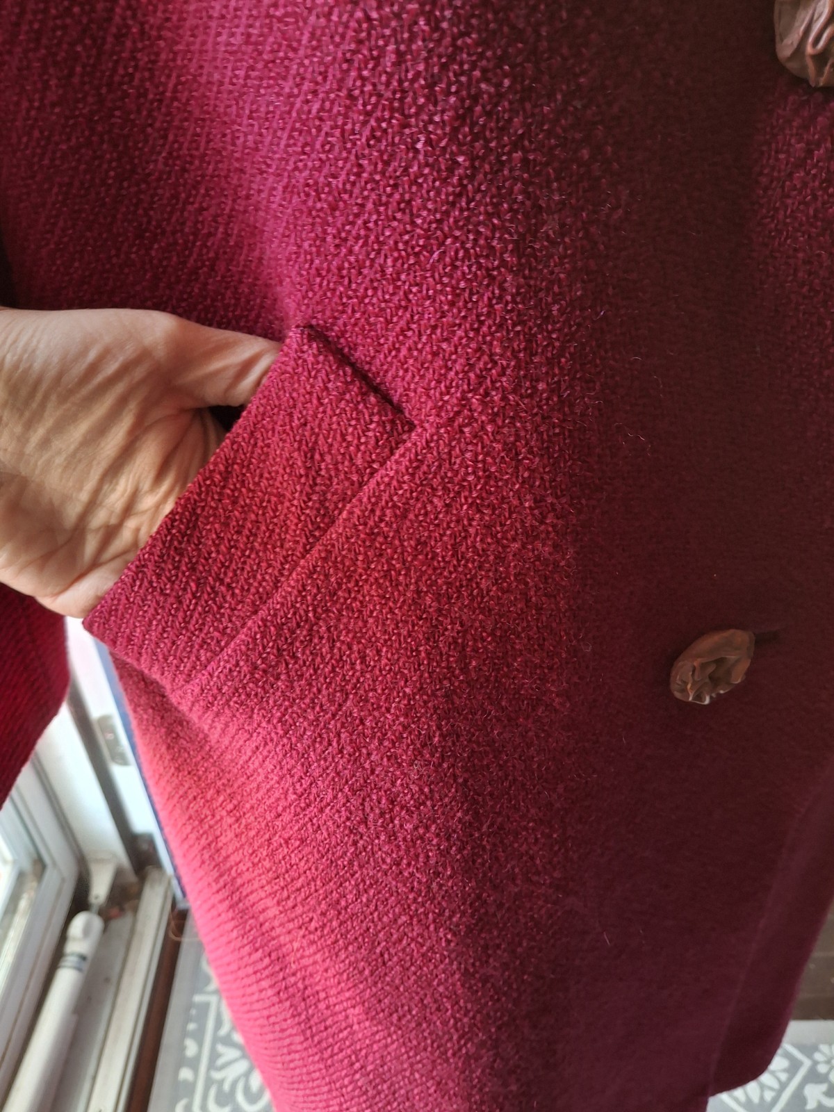 Vintage 50s/60s Sycamore Women’s Magenta Wool Coat Bracelet Sleeves Fur Collar