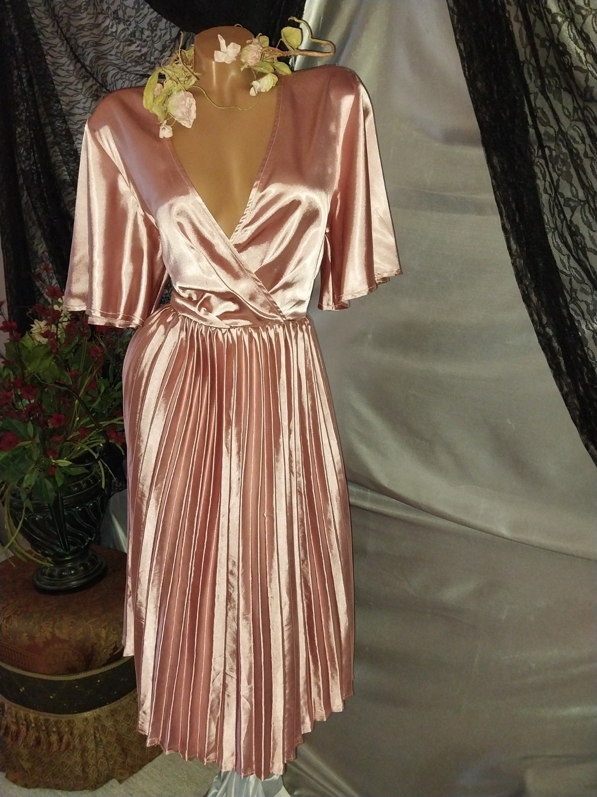 VTG SATIN LIQUID SHINY PINK CRYSTAL PLEAT MIDI GLAM DRESS L/XL PLUNGE HOLLYWOOD