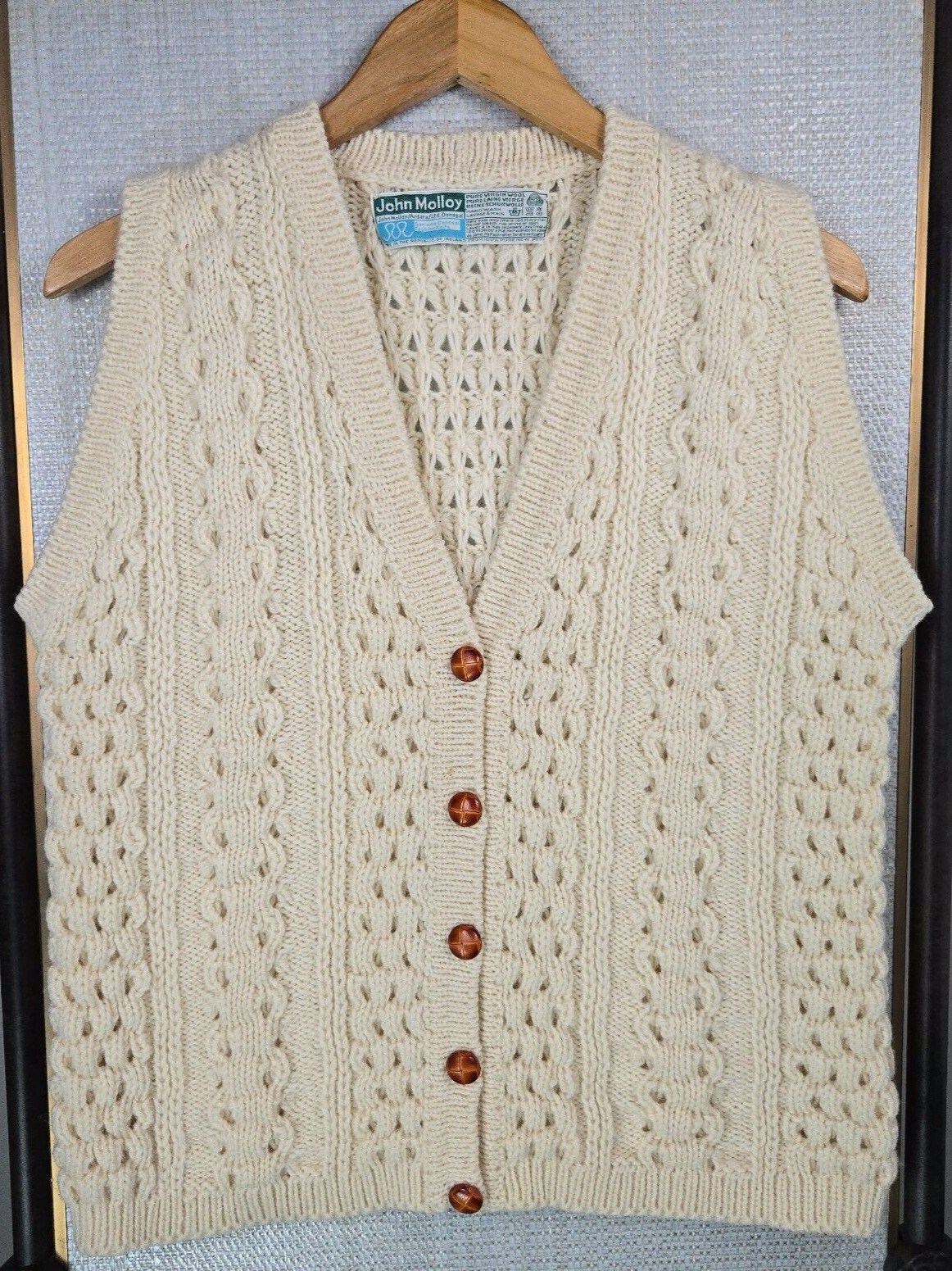 VTG JOHN MOLLOY Made in Ireland Aran Knit Womens Virgin Wool Sweater Vest Sz Med