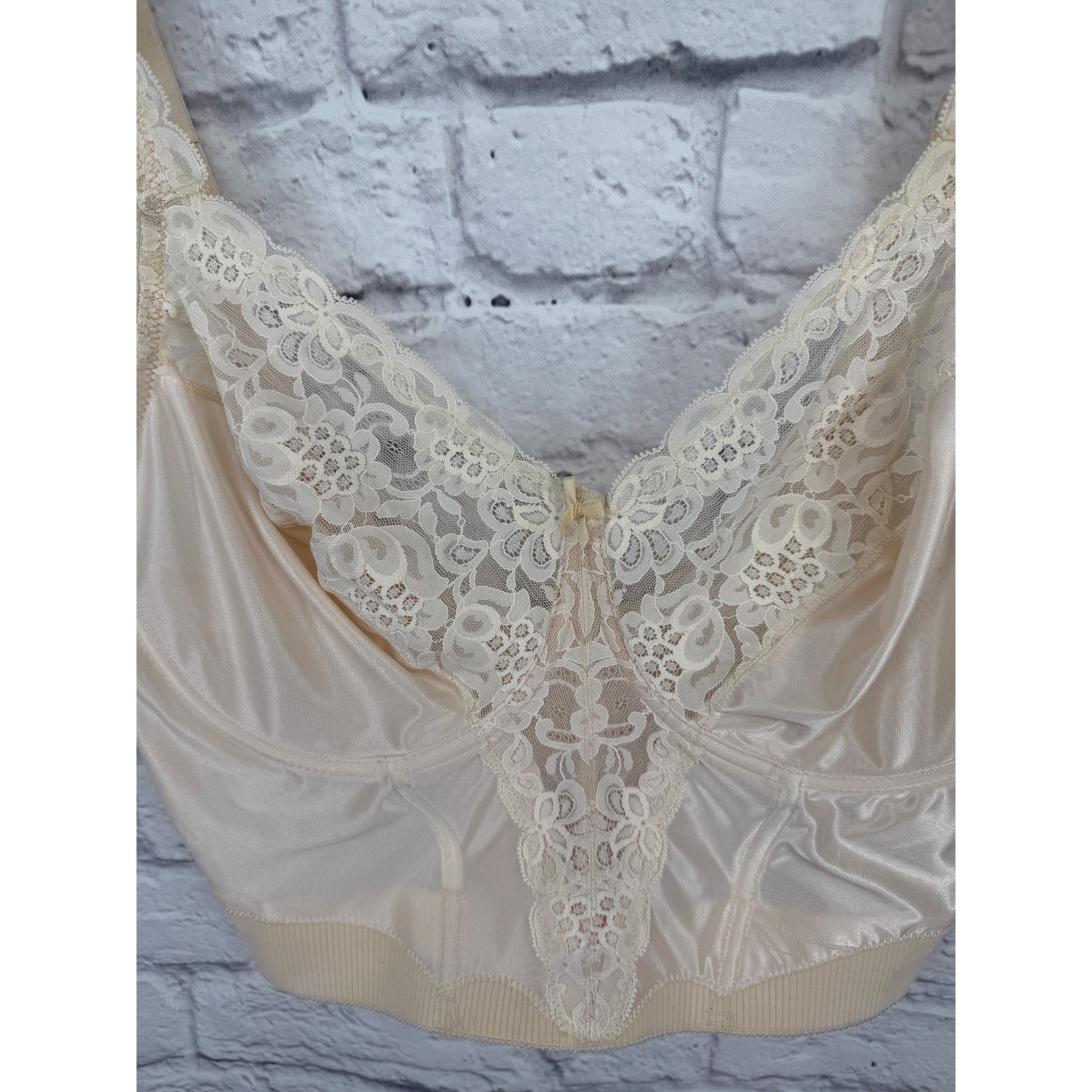 Vintage Va Bien Ivory Satin Lace Longline Bra 42DD Coquette Bridal Bustier