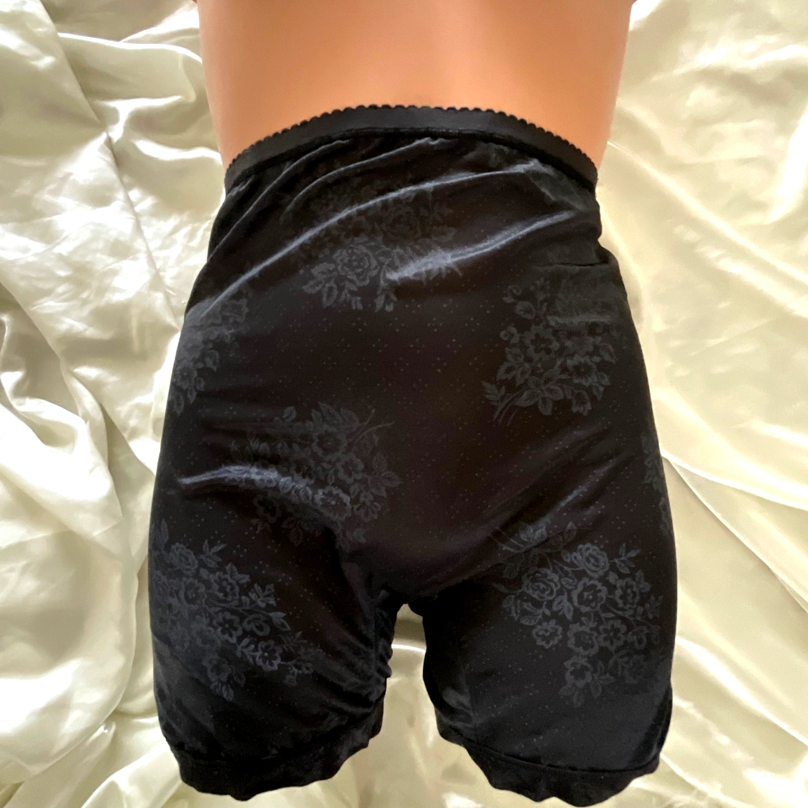 Vintage Girdle Bali Black Silky Nylon Spandex Damask Floral ShapeWear Sz. Large