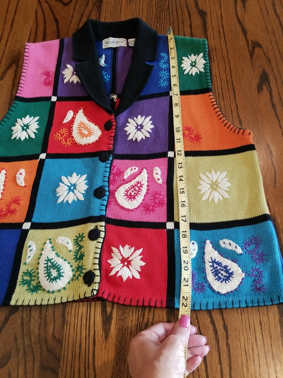Belle Pointe Women’s Sz L Vintage Knit Sweater Vest Colorblock Embroidered